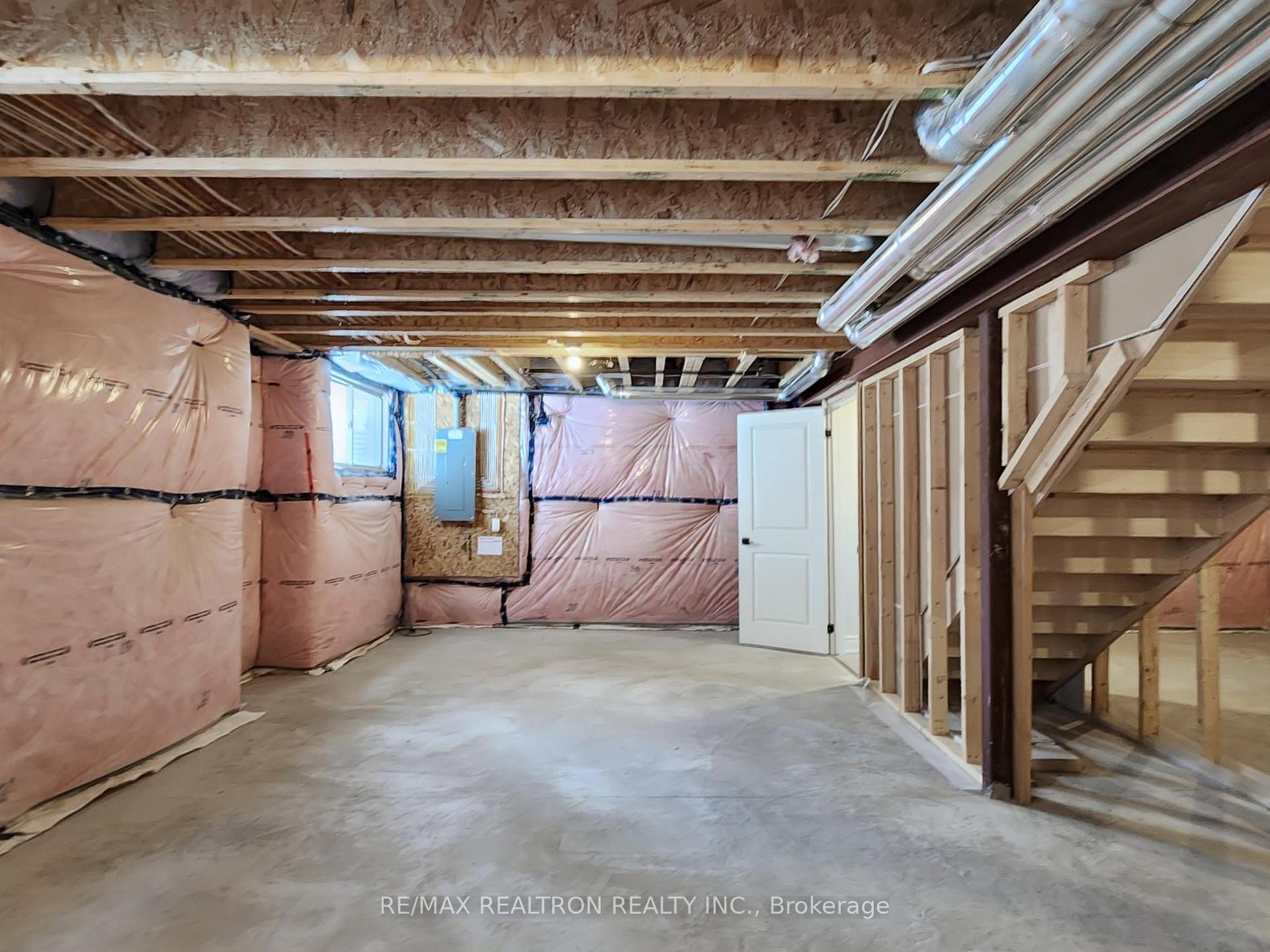Photo 34 of 1078 Rippingale Trail, Peterborough, Northcrest Ward 5 — HOMEH