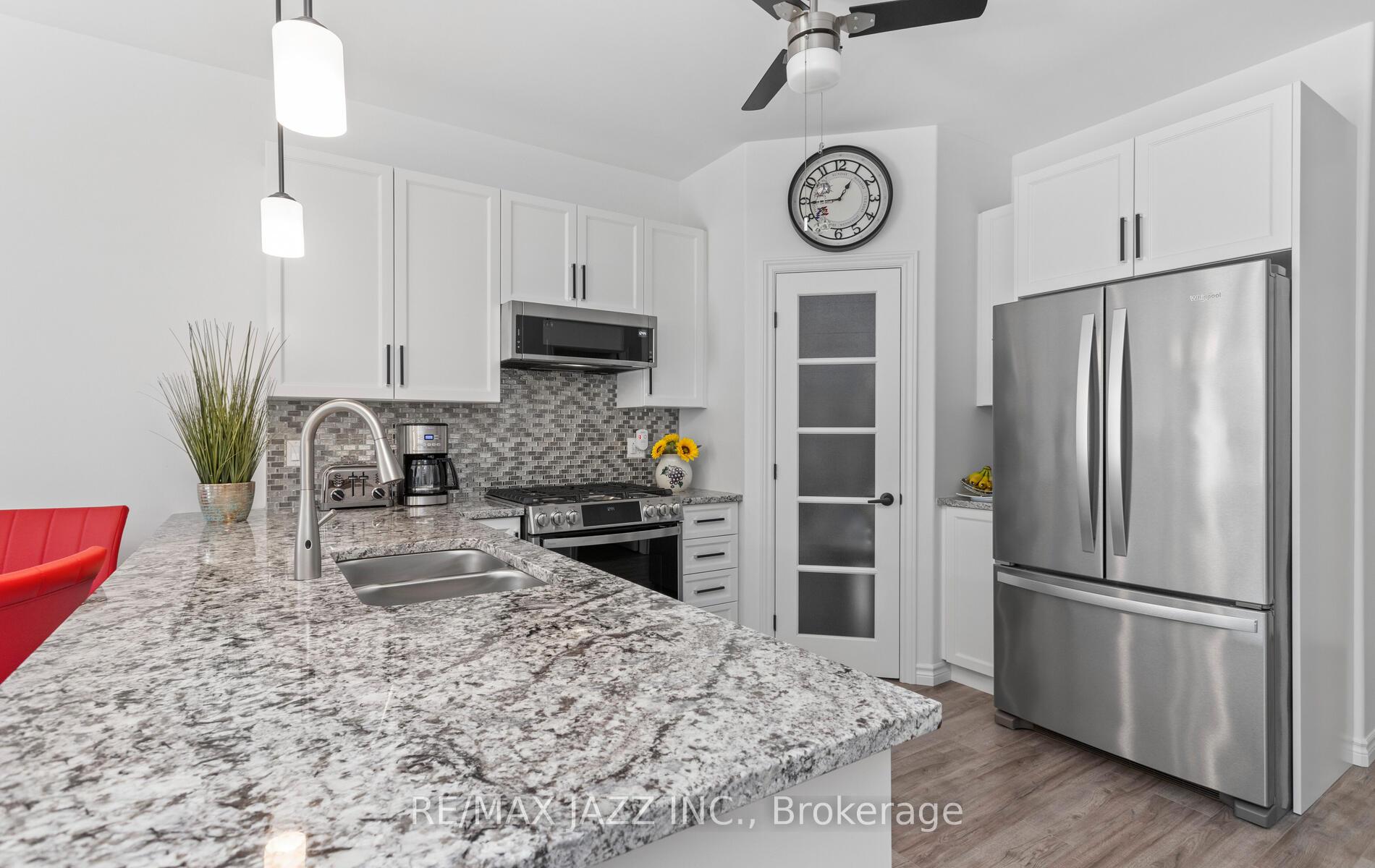 Photo 10 of 86 Covington Crescent, Belleville, Thurlow Ward — HOMEH