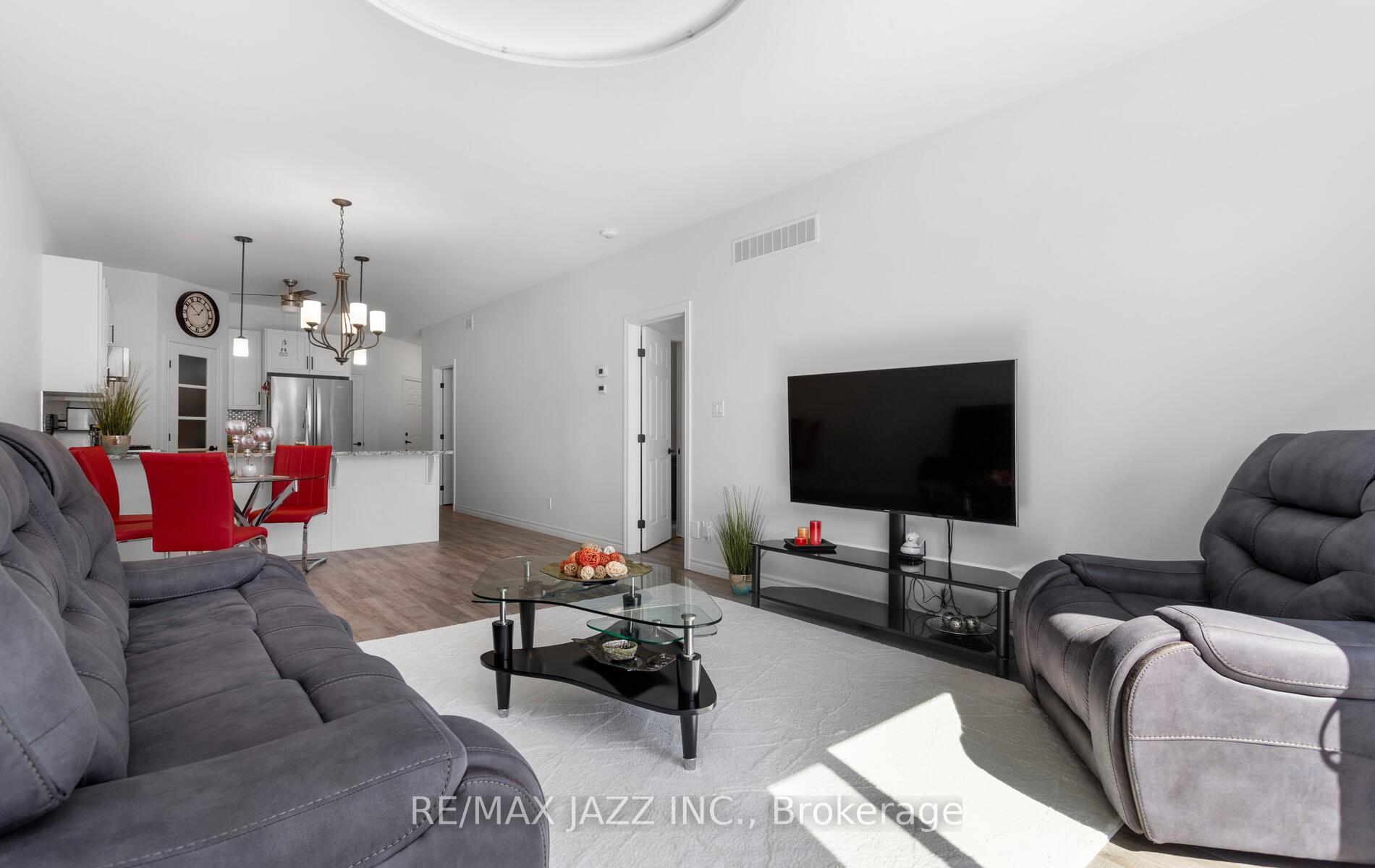 Photo 19 of 86 Covington Crescent, Belleville, Thurlow Ward — HOMEH