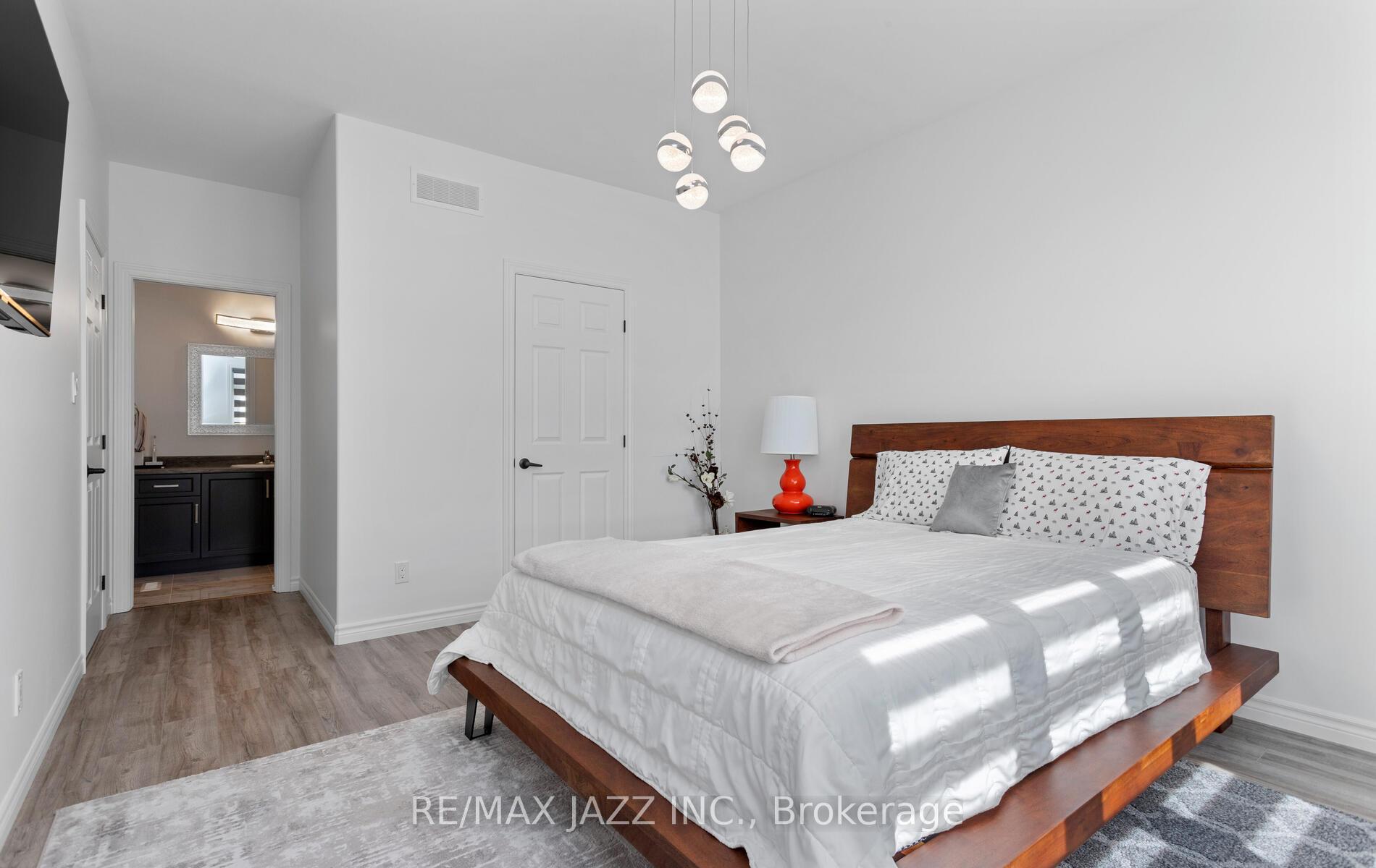 Photo 22 of 86 Covington Crescent, Belleville, Thurlow Ward — HOMEH