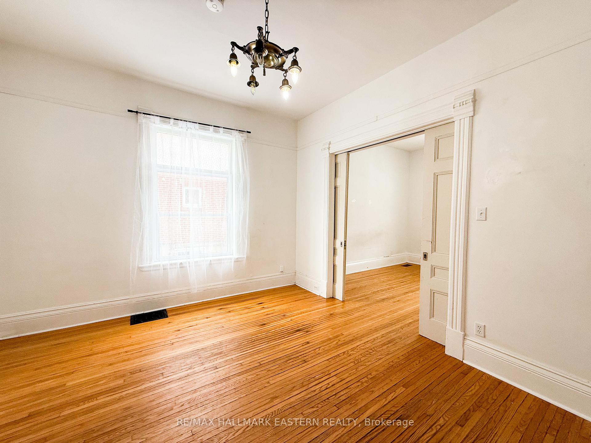 Photo 4 of 734 George Street N, Peterborough, Northcrest Ward 5 — HOMEH