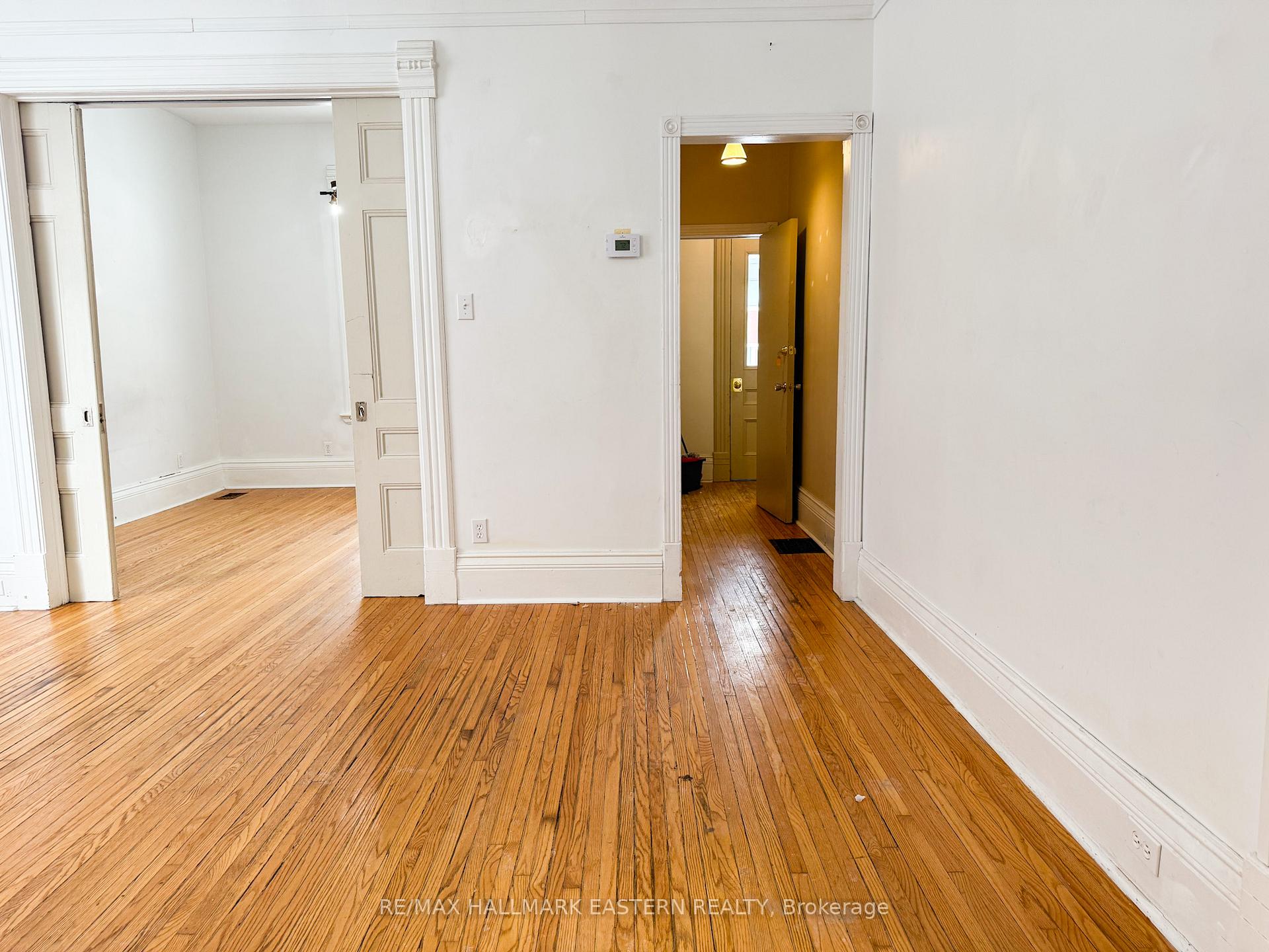 Photo 6 of 734 George Street N, Peterborough, Northcrest Ward 5 — HOMEH