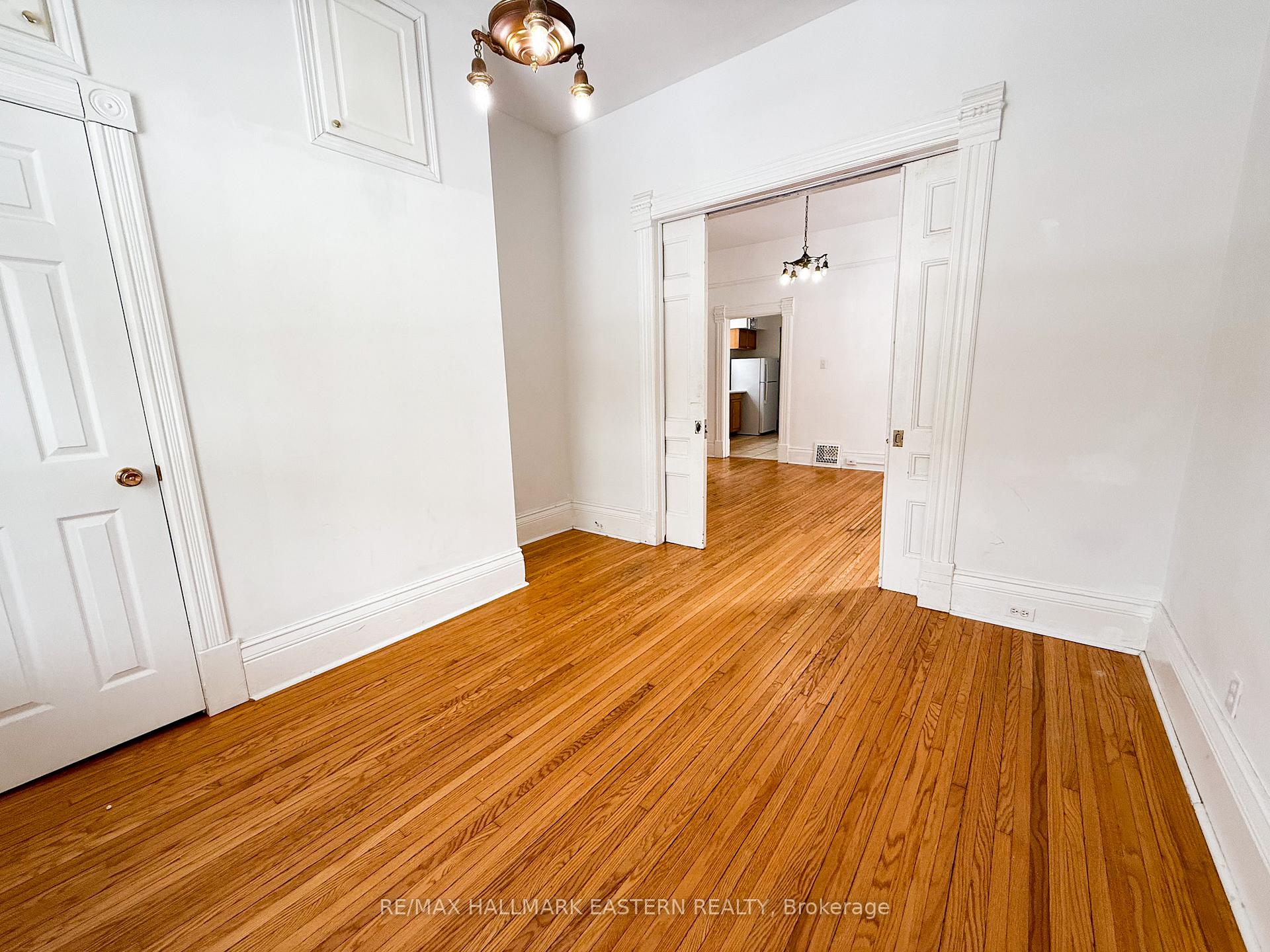 Photo 11 of 734 George Street N, Peterborough, Northcrest Ward 5 — HOMEH