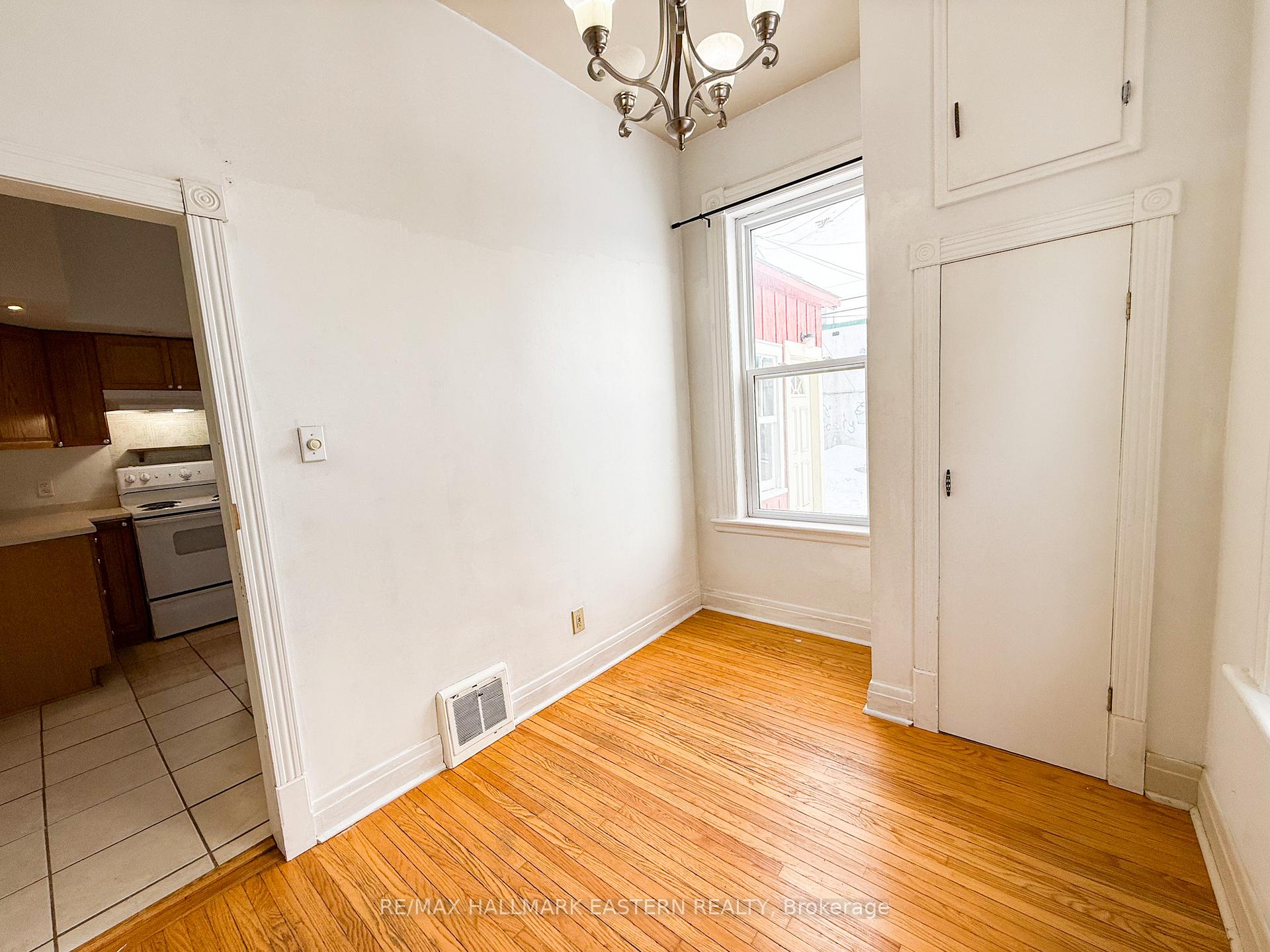Photo 12 of 734 George Street N, Peterborough, Northcrest Ward 5 — HOMEH
