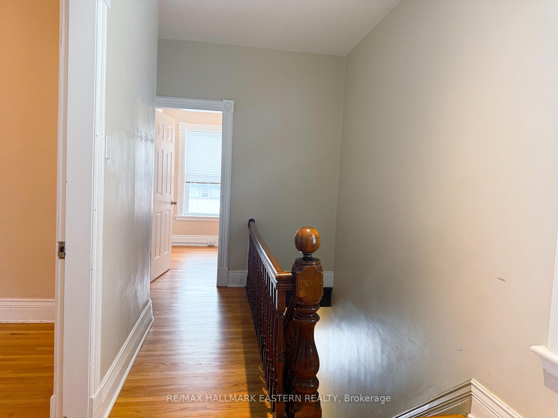 Photo 22 of 734 George Street N, Peterborough, Northcrest Ward 5 — HOMEH