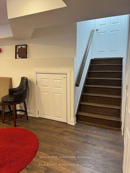 Photo 3 of Unit Lower, 13 Devins Drive, Aurora, Aurora Heights — HOMEH