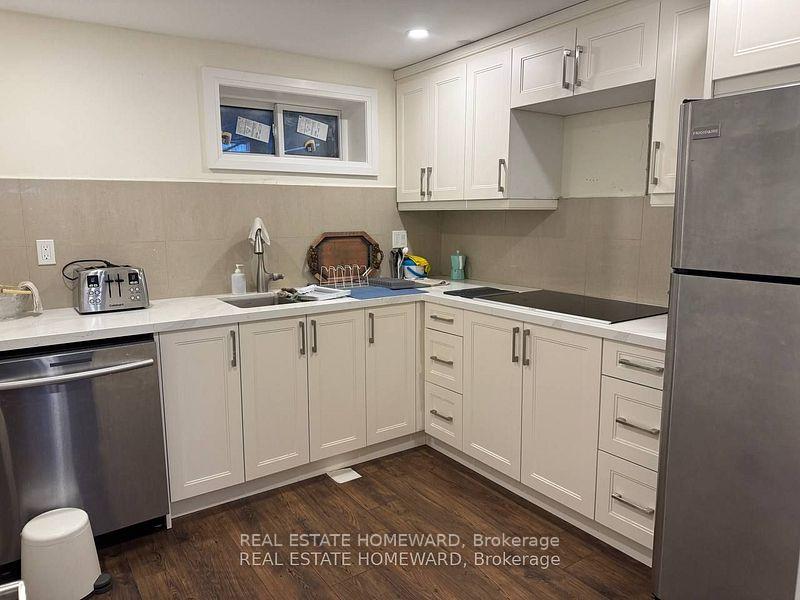 Photo 7 of Unit Lower, 13 Devins Drive, Aurora, Aurora Heights — HOMEH