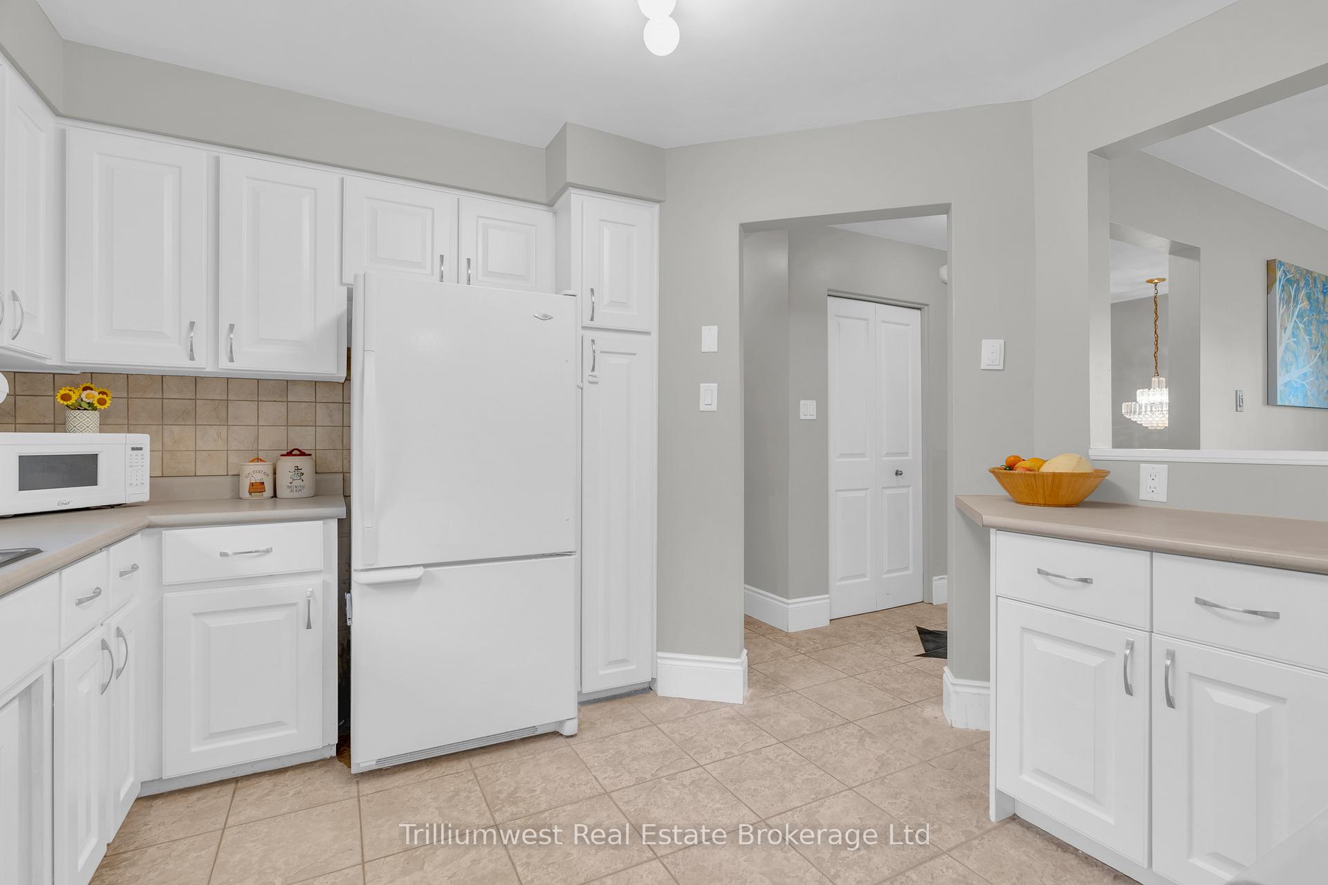 Photo 14 of 3 Blueridge Court, Guelph, Willow West/Sugarbush/West Acres — HOMEH
