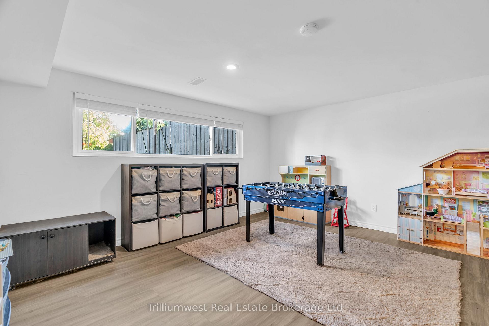 Photo 24 of 3 Blueridge Court, Guelph, Willow West/Sugarbush/West Acres — HOMEH