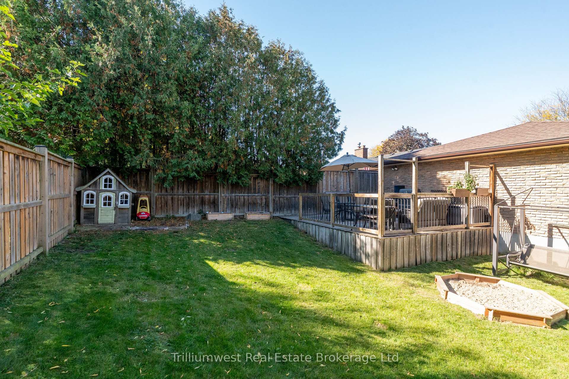 Photo 32 of 3 Blueridge Court, Guelph, Willow West/Sugarbush/West Acres — HOMEH