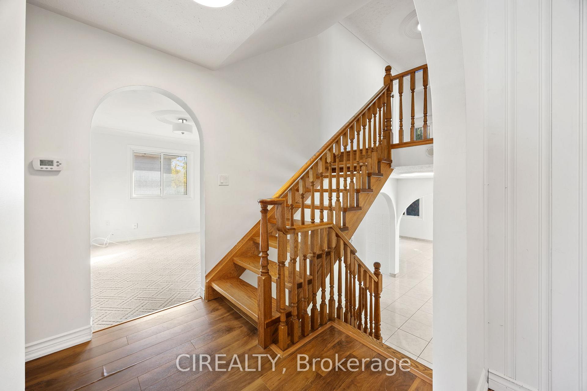 Photo 8 of 142 Norrie Avenue, Hamilton, Balfour — HOMEH