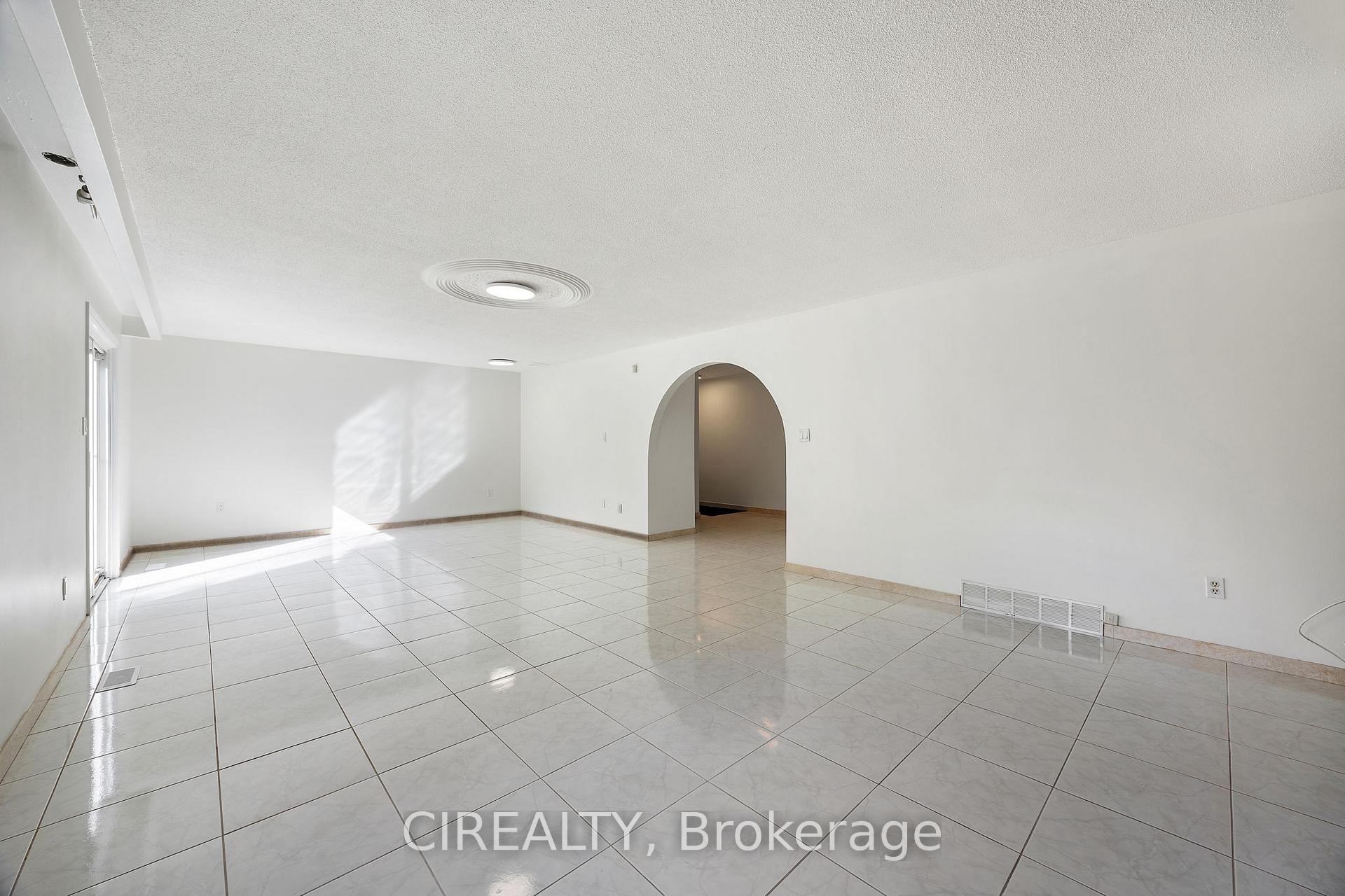 Photo 25 of 142 Norrie Avenue, Hamilton, Balfour — HOMEH