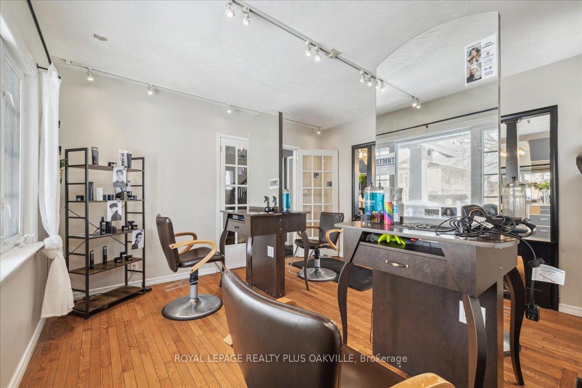 Photo 6 of 294 Dundas Street E, Hamilton, Waterdown — HOMEH