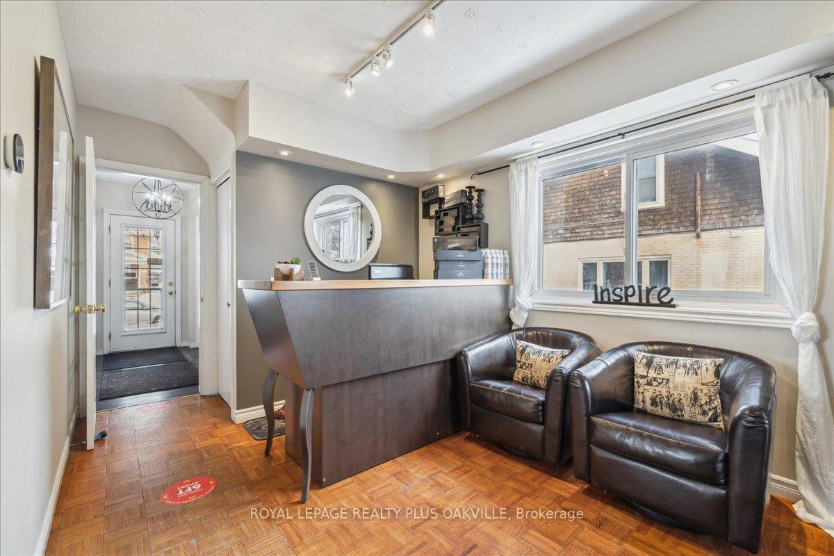 Photo 10 of 294 Dundas Street E, Hamilton, Waterdown — HOMEH