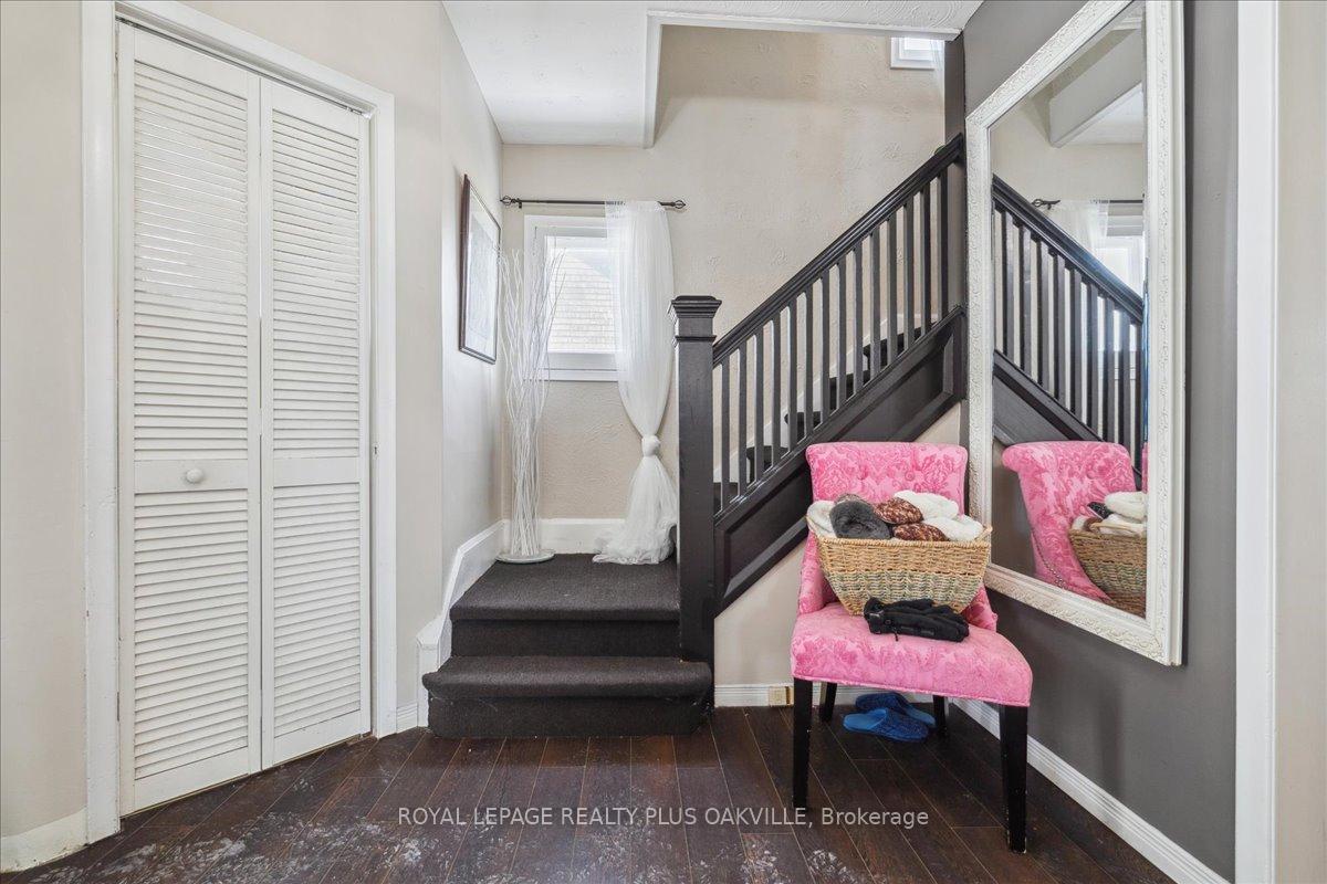 Photo 14 of 294 Dundas Street E, Hamilton, Waterdown — HOMEH