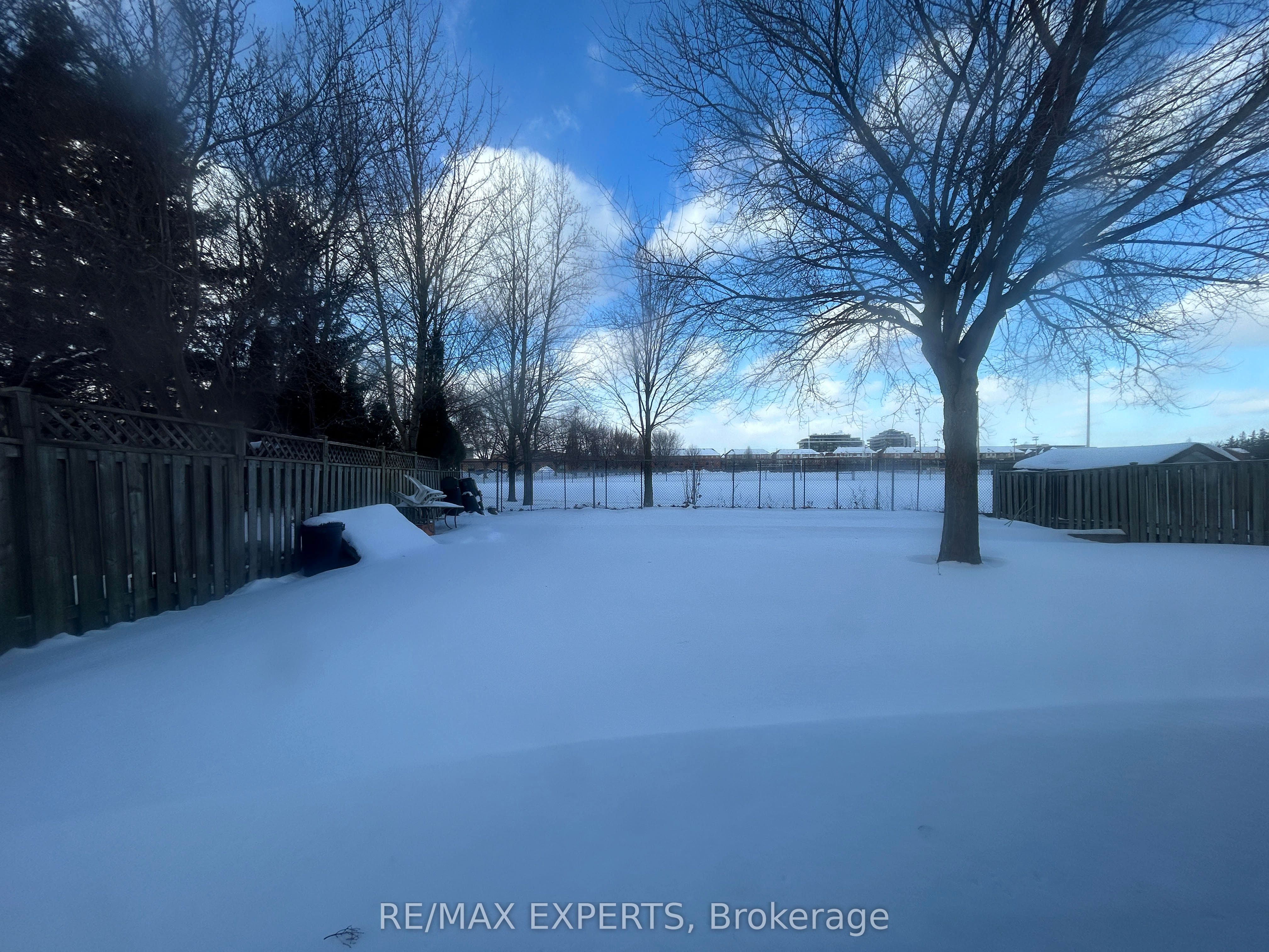 Photo 32 of Unit Lower, 206 Helen Street, Vaughan, East Woodbridge — HOMEH
