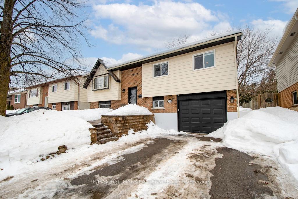 Front of 2312 Kawartha Heights Boulevard