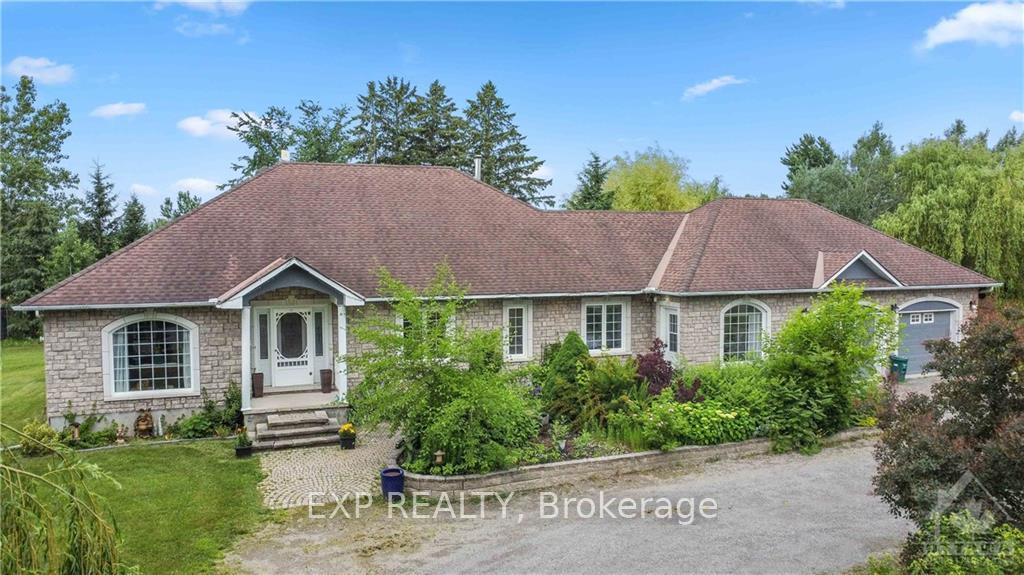 Photo 2 of 3288 Blanchfield Road, Ottawa, Osgoode Twp South of Reg Rd 6 — HOMEH