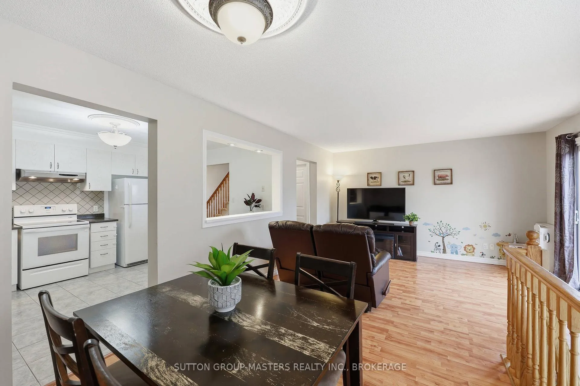 Photo 13 of 21 Speers Boulevard, Loyalist, Amherstview — HOMEH