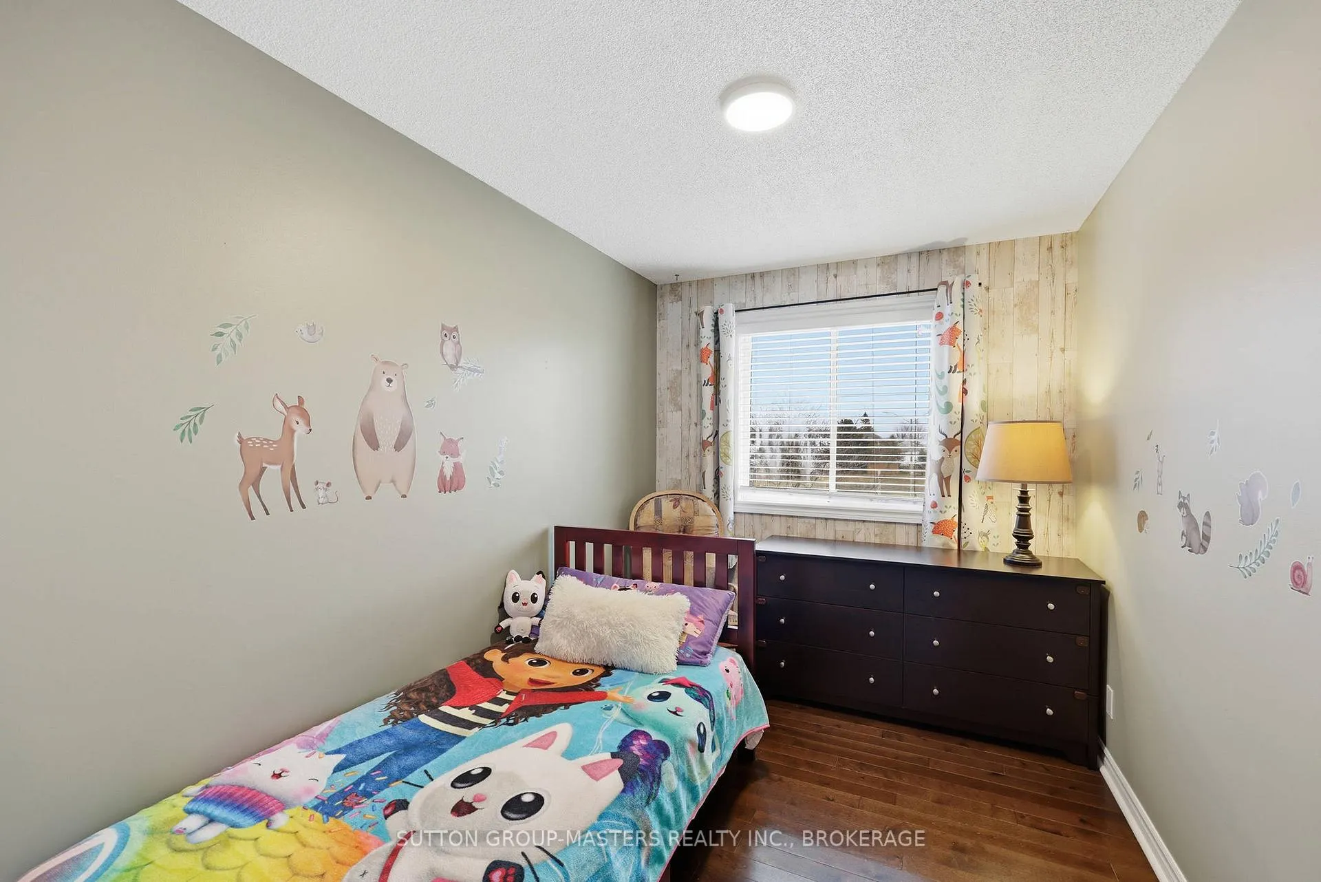 Photo 28 of 21 Speers Boulevard, Loyalist, Amherstview — HOMEH