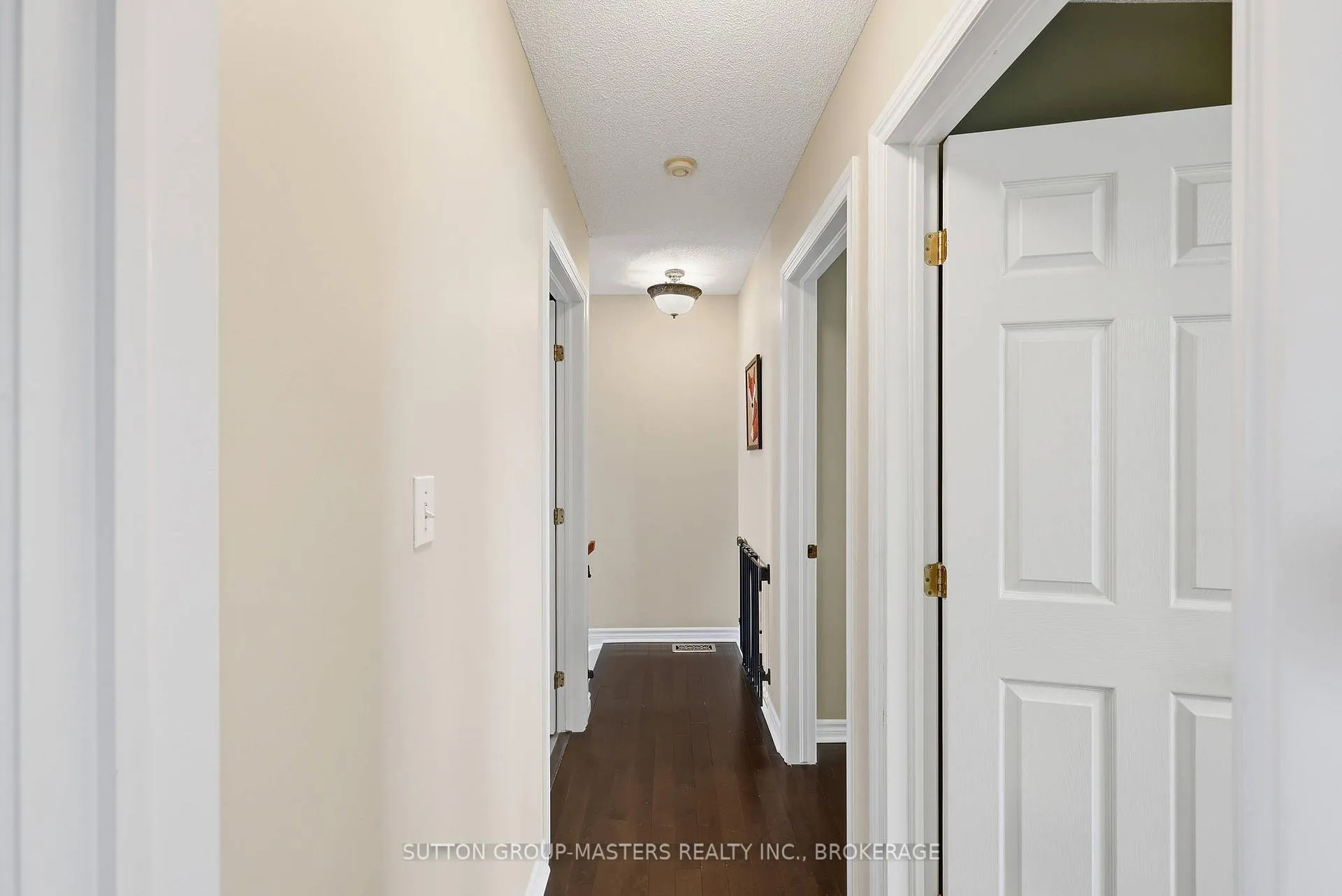 Photo 31 of 21 Speers Boulevard, Loyalist, Amherstview — HOMEH