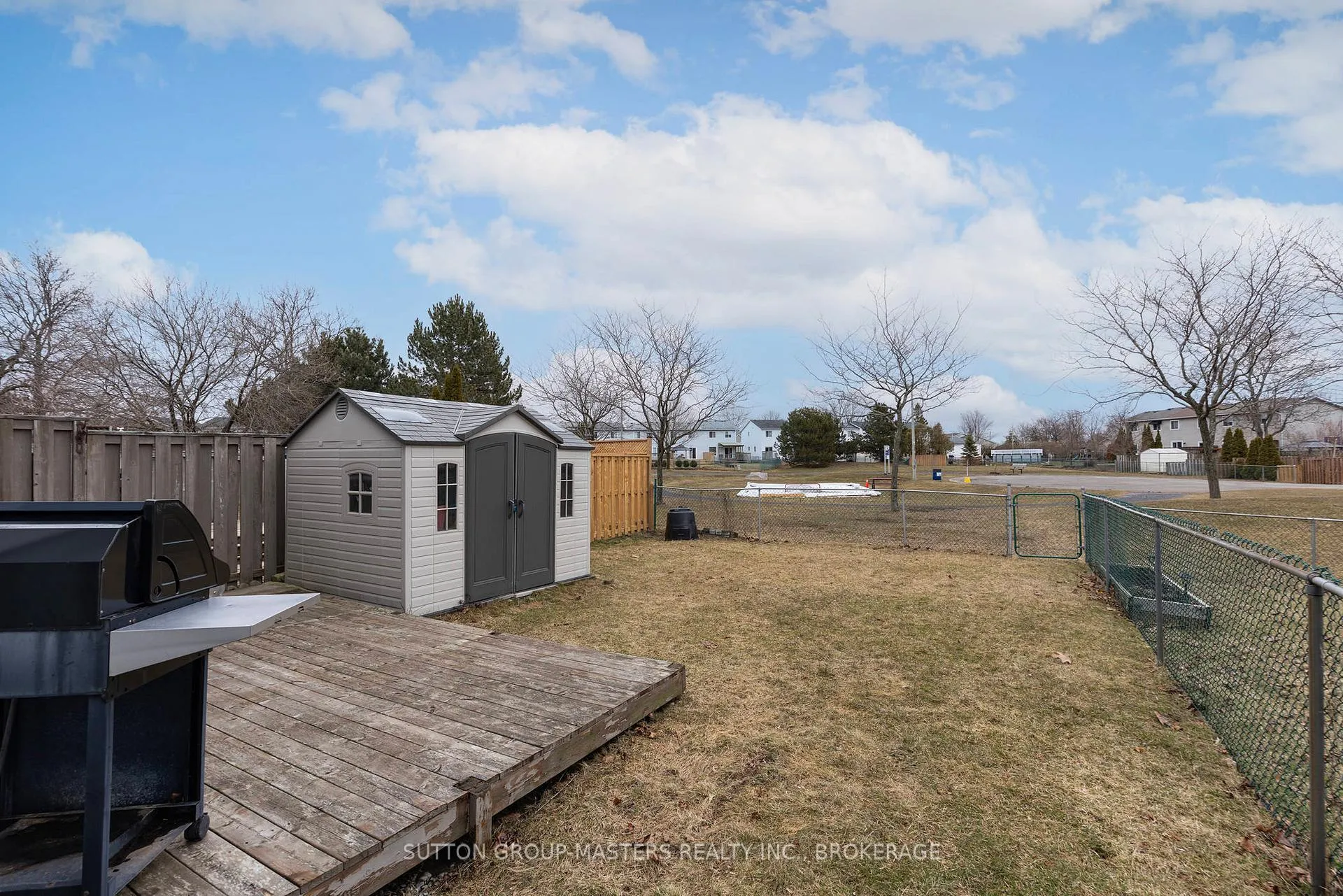 Photo 36 of 21 Speers Boulevard, Loyalist, Amherstview — HOMEH