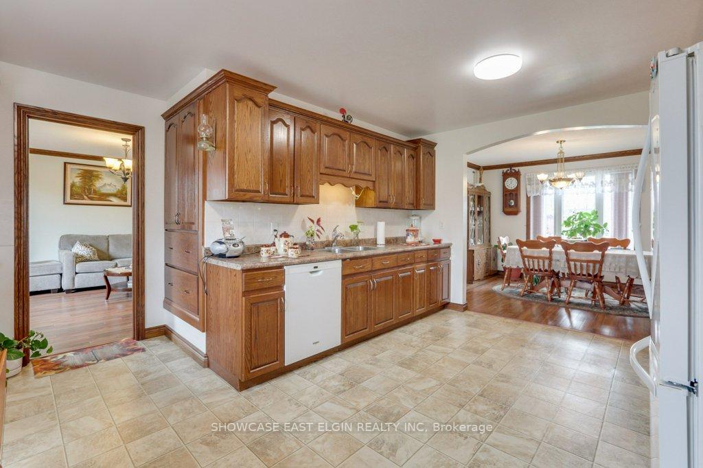 Photo 7 of 79 Forest Street, Aylmer — HOMEH