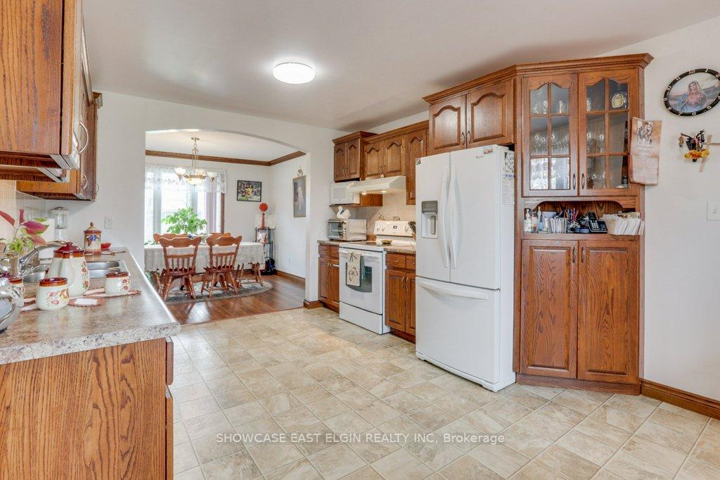 Photo 8 of 79 Forest Street, Aylmer — HOMEH