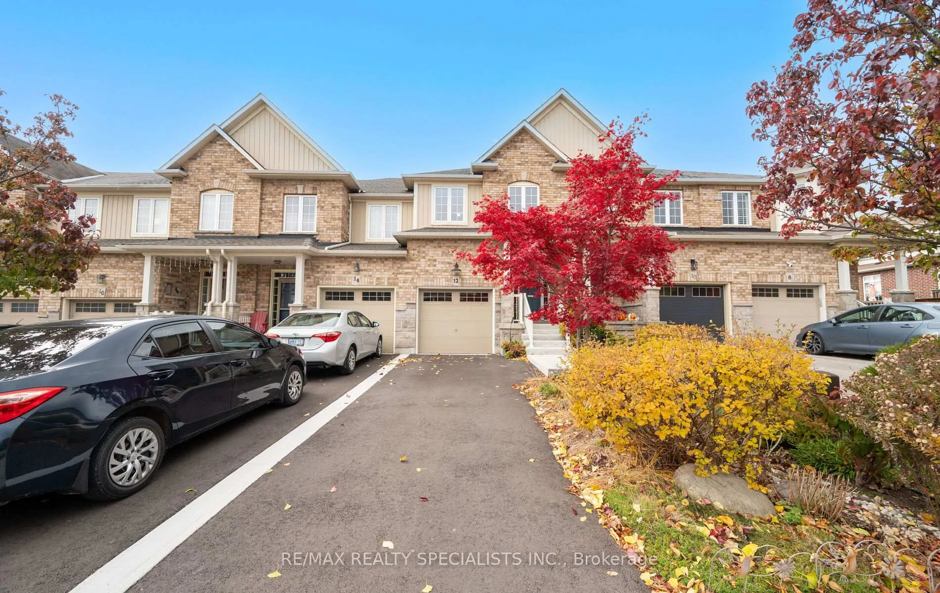 Photo 3 of 12 Browview Drive, Hamilton, Waterdown — HOMEH