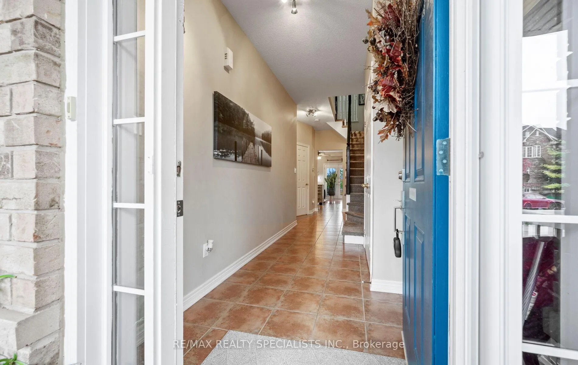 Photo 5 of 12 Browview Drive, Hamilton, Waterdown — HOMEH
