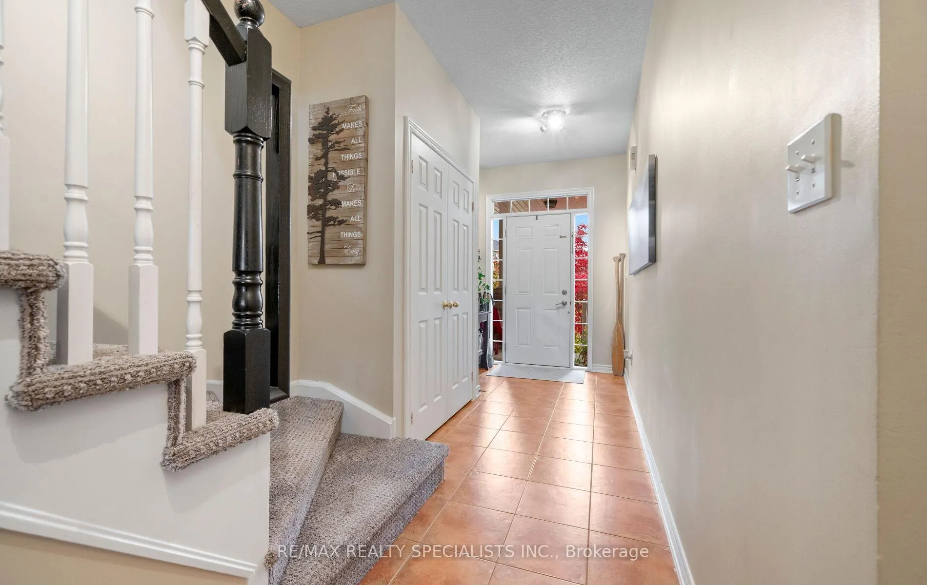 Photo 6 of 12 Browview Drive, Hamilton, Waterdown — HOMEH