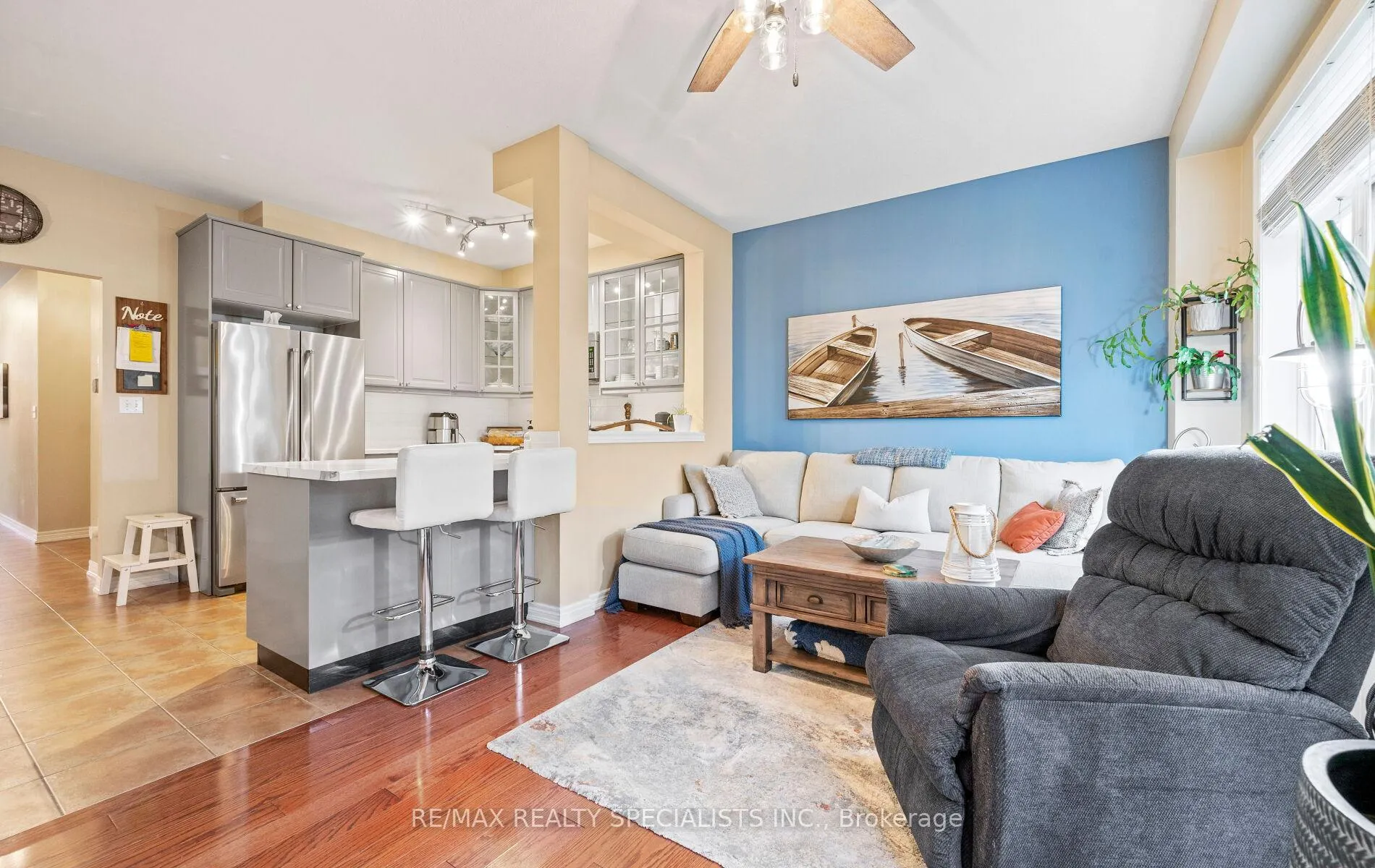 Photo 10 of 12 Browview Drive, Hamilton, Waterdown — HOMEH