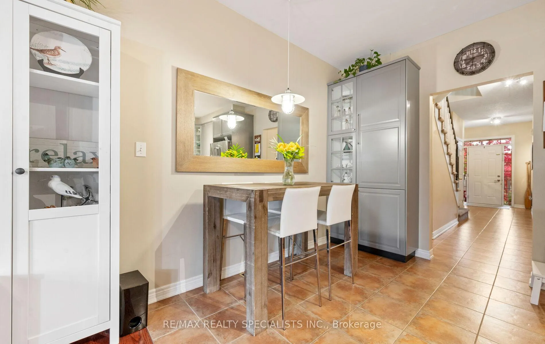 Photo 12 of 12 Browview Drive, Hamilton, Waterdown — HOMEH