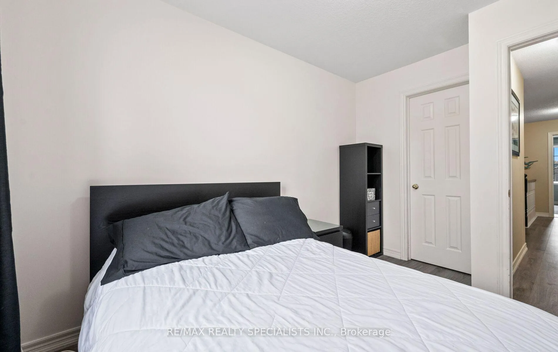 Photo 24 of 12 Browview Drive, Hamilton, Waterdown — HOMEH