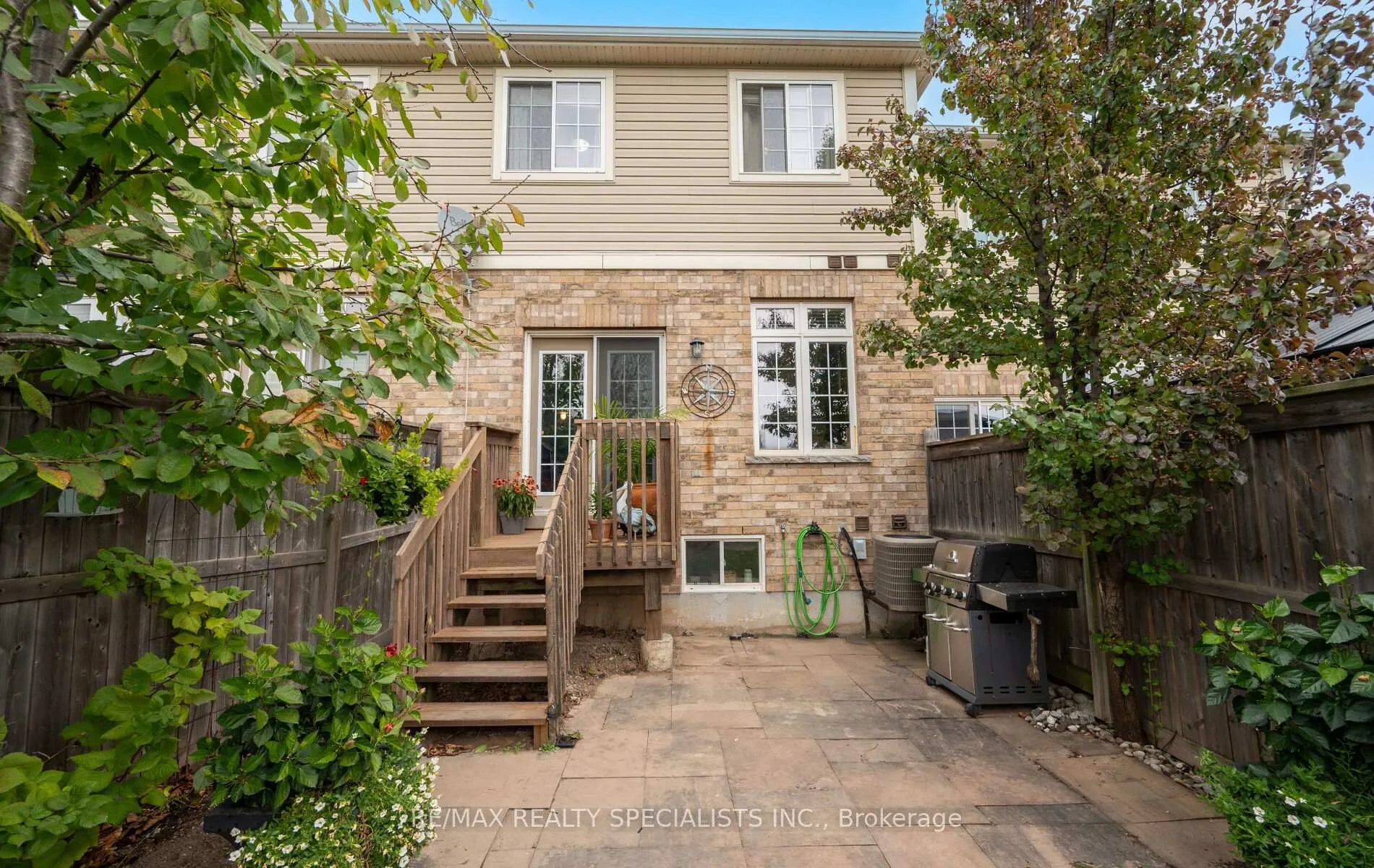 Photo 37 of 12 Browview Drive, Hamilton, Waterdown — HOMEH