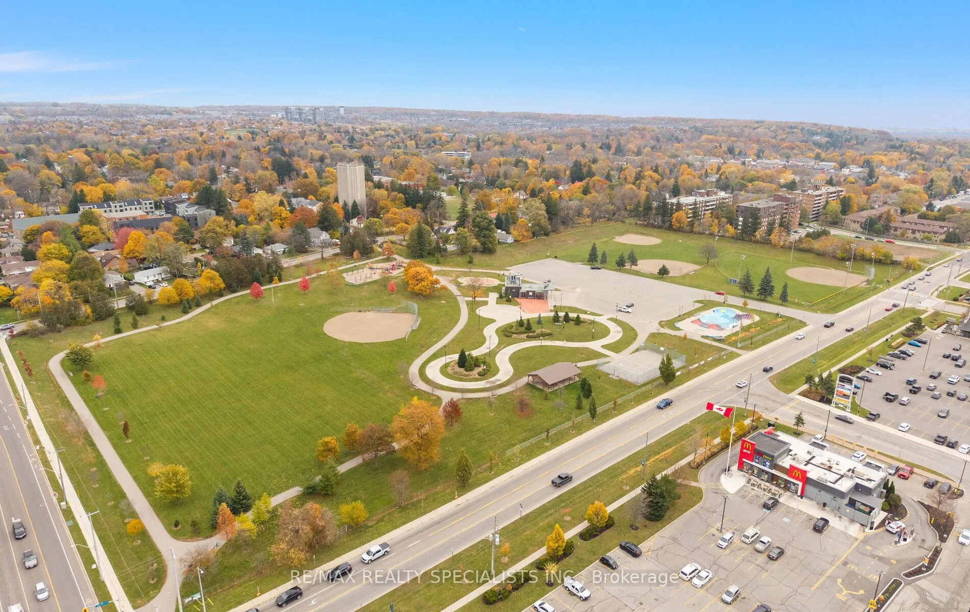 Photo 43 of 12 Browview Drive, Hamilton, Waterdown — HOMEH