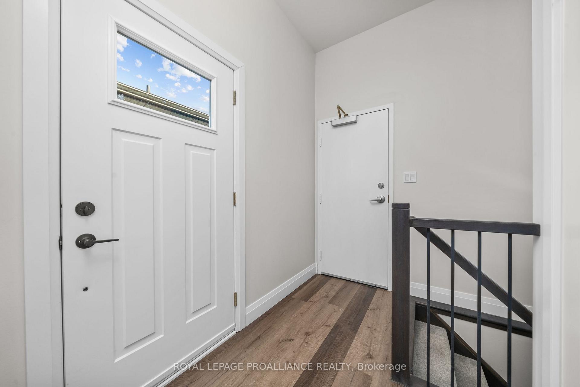 Photo 5 of Unit B, 74 Dewal Place, Belleville, Belleville Ward — HOMEH