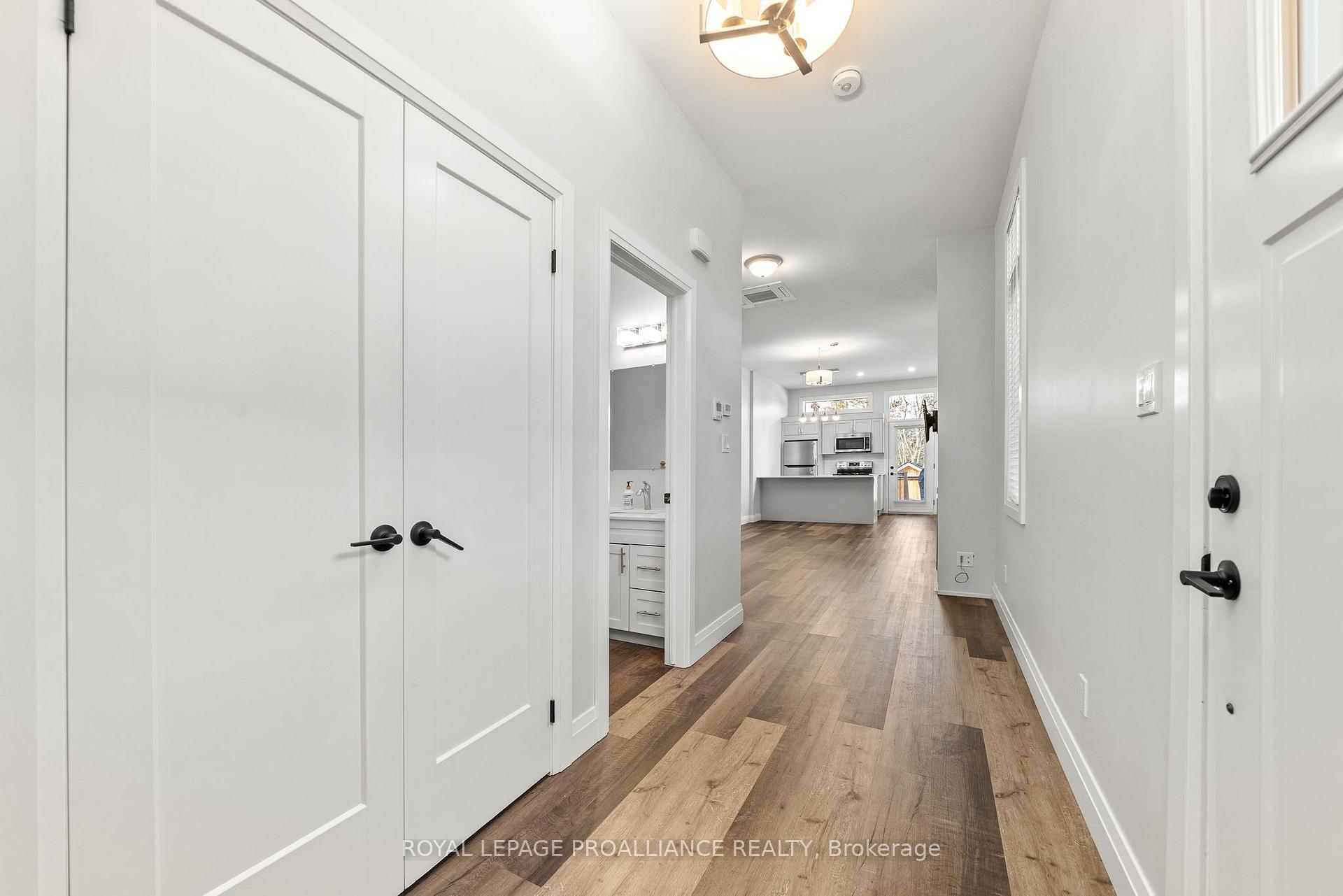 Photo 7 of Unit B, 74 Dewal Place, Belleville, Belleville Ward — HOMEH