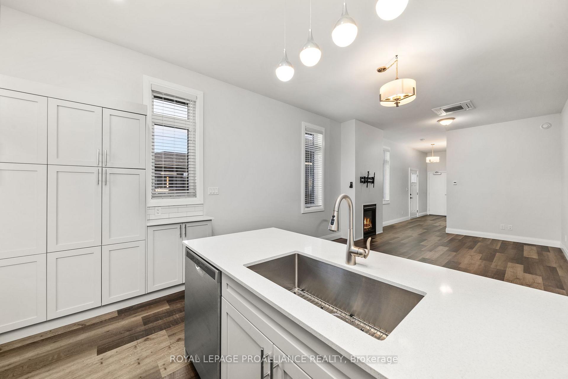 Photo 16 of Unit B, 74 Dewal Place, Belleville, Belleville Ward — HOMEH