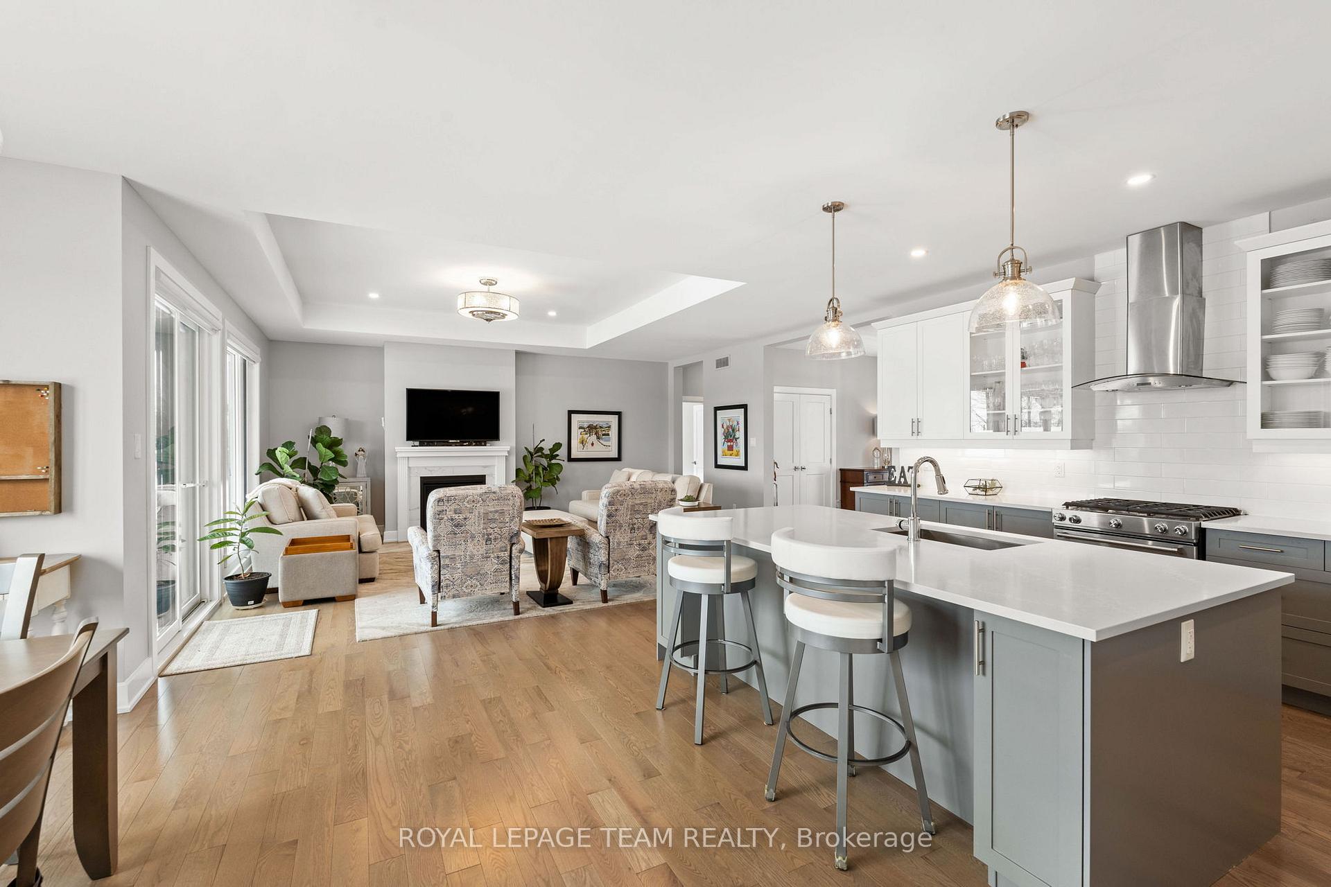 Photo 12 of 7080 Still Meadow Way, Ottawa, Greely — HOMEH
