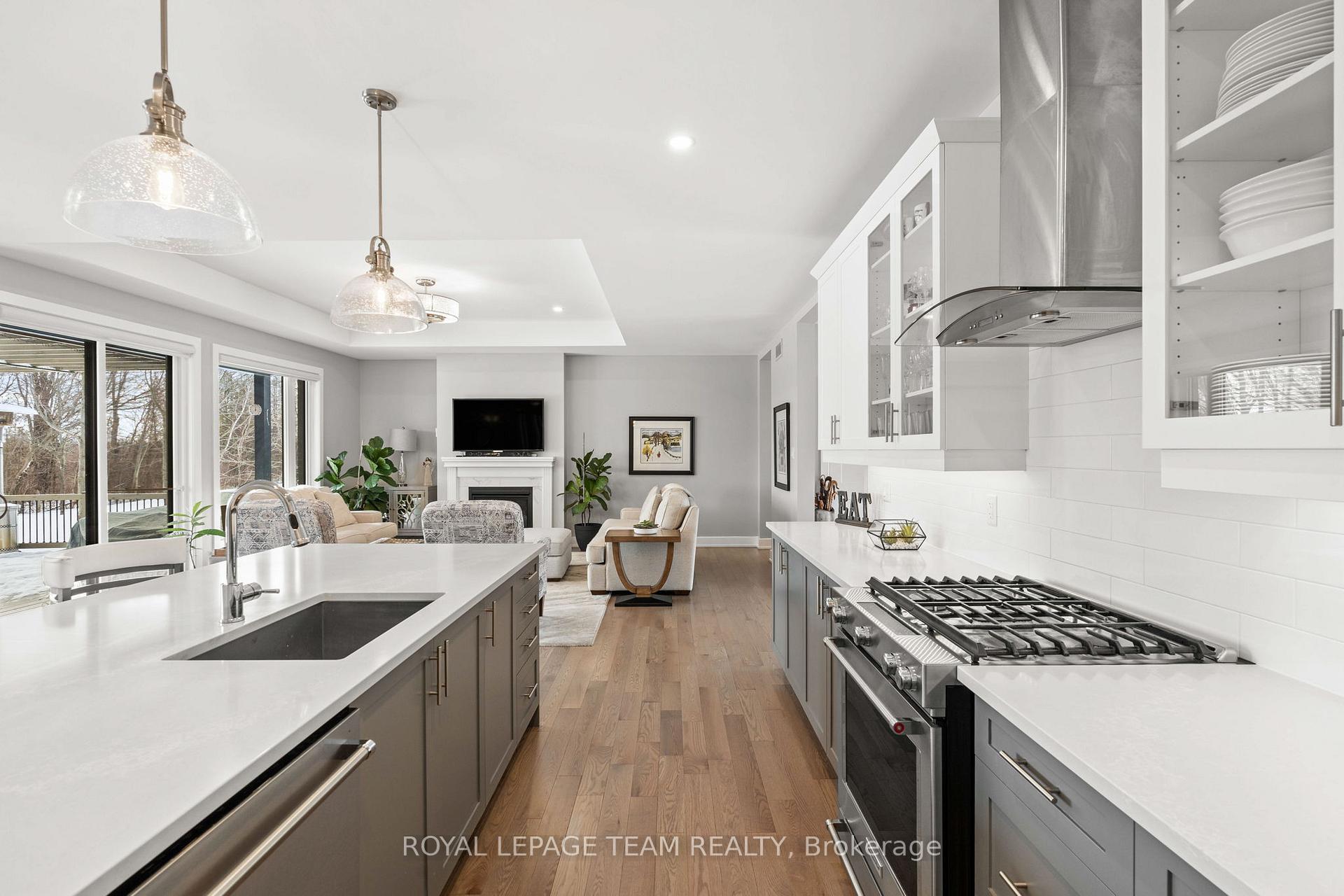 Photo 13 of 7080 Still Meadow Way, Ottawa, Greely — HOMEH