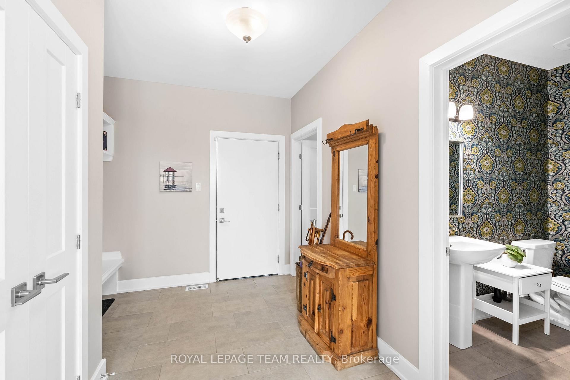 Photo 20 of 7080 Still Meadow Way, Ottawa, Greely — HOMEH