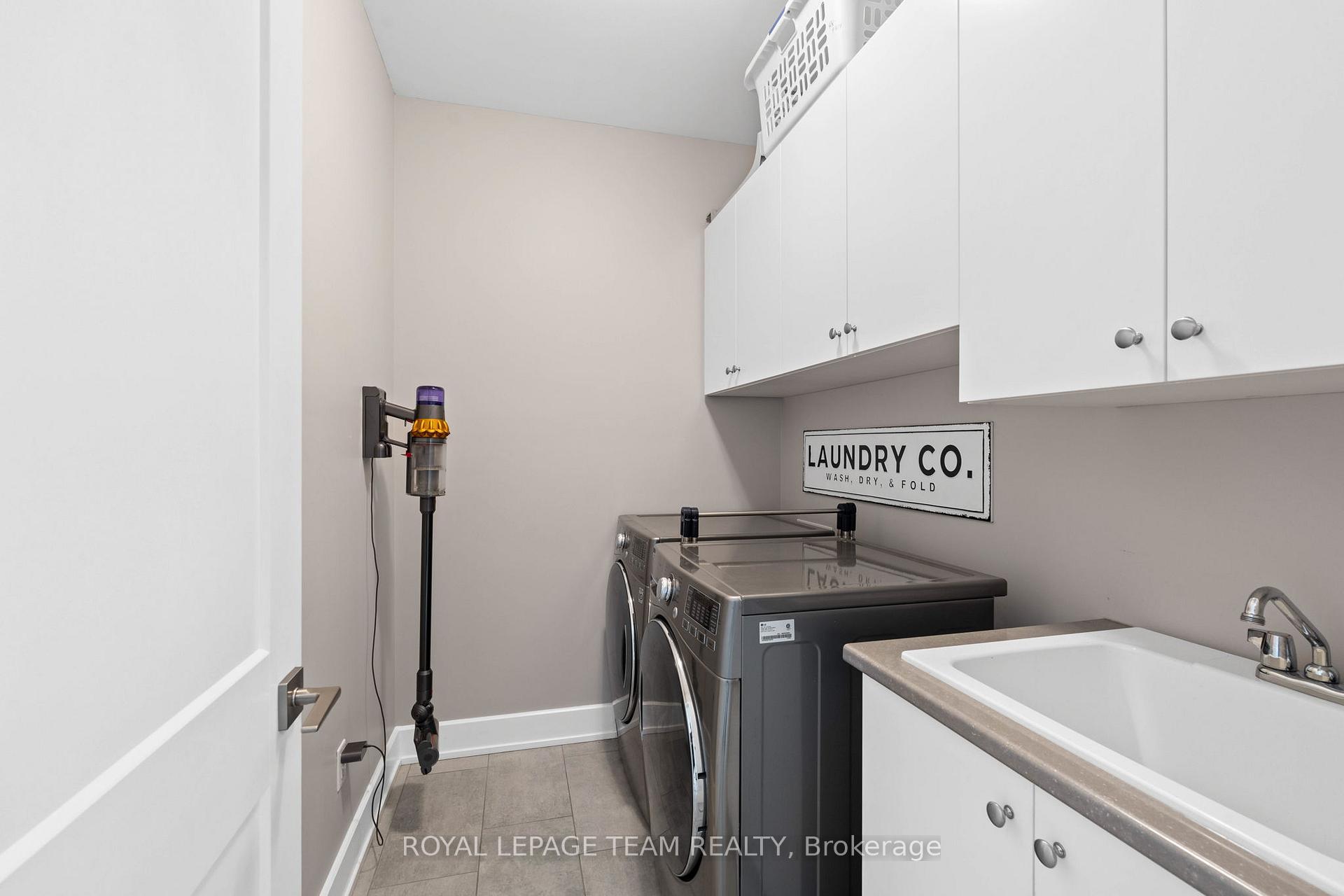 Photo 22 of 7080 Still Meadow Way, Ottawa, Greely — HOMEH