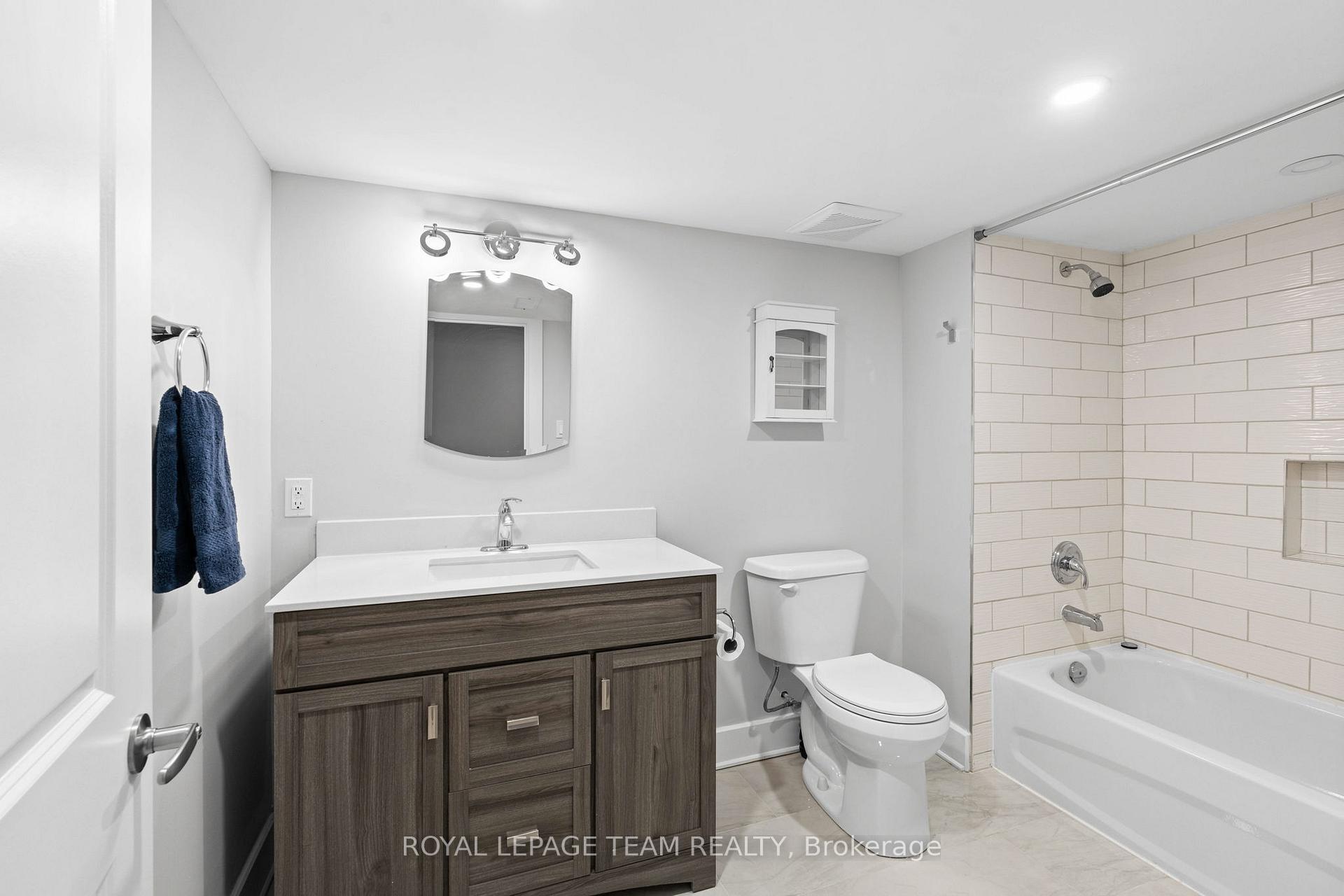 Photo 32 of 7080 Still Meadow Way, Ottawa, Greely — HOMEH