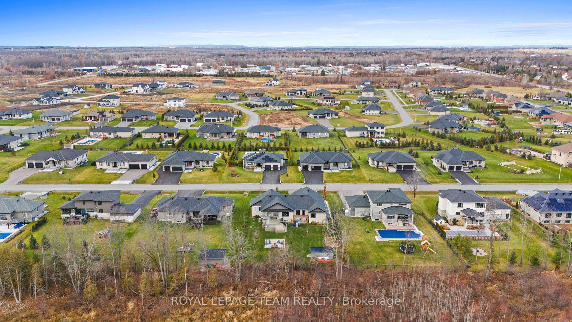 Photo 40 of 7080 Still Meadow Way, Ottawa, Greely — HOMEH