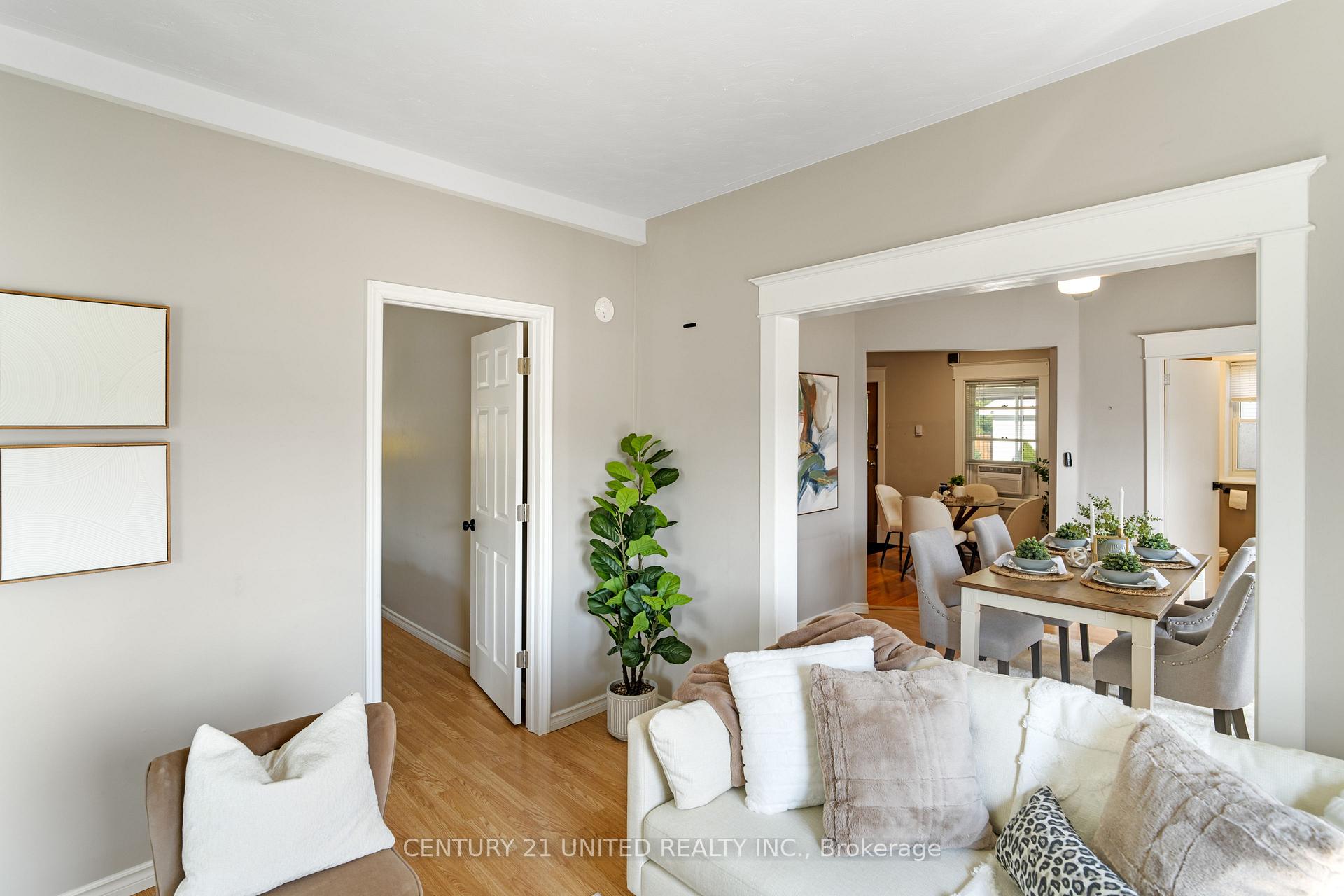 Photo 14 of 402 Mcdonnel Street, Peterborough, Town Ward 3 — HOMEH
