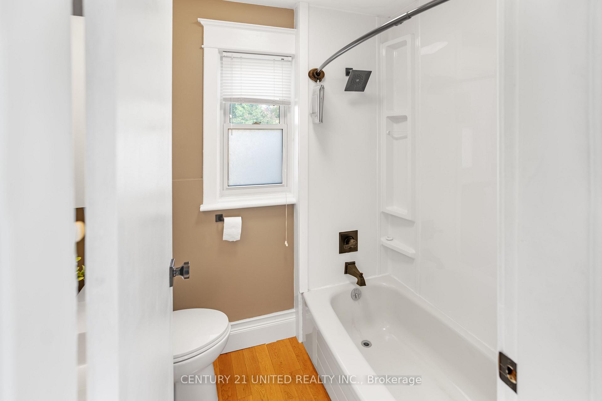 Photo 18 of 402 Mcdonnel Street, Peterborough, Town Ward 3 — HOMEH