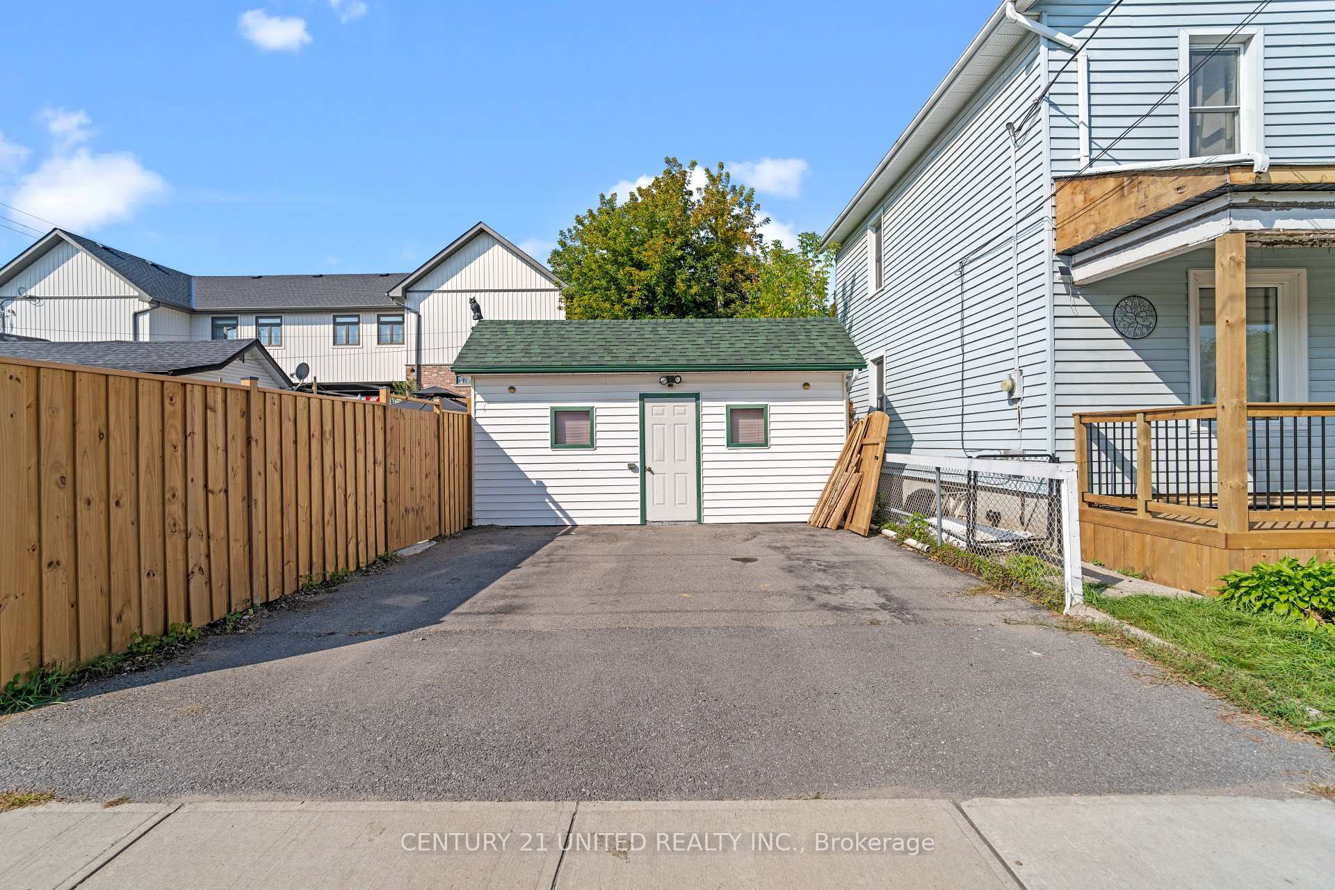 Photo 30 of 402 Mcdonnel Street, Peterborough, Town Ward 3 — HOMEH