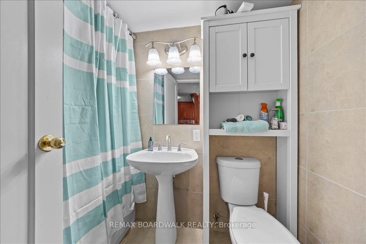 Photo 5 of Unit 908, 158A McArthur Avenue E, Ottawa, Vanier — HOMEH
