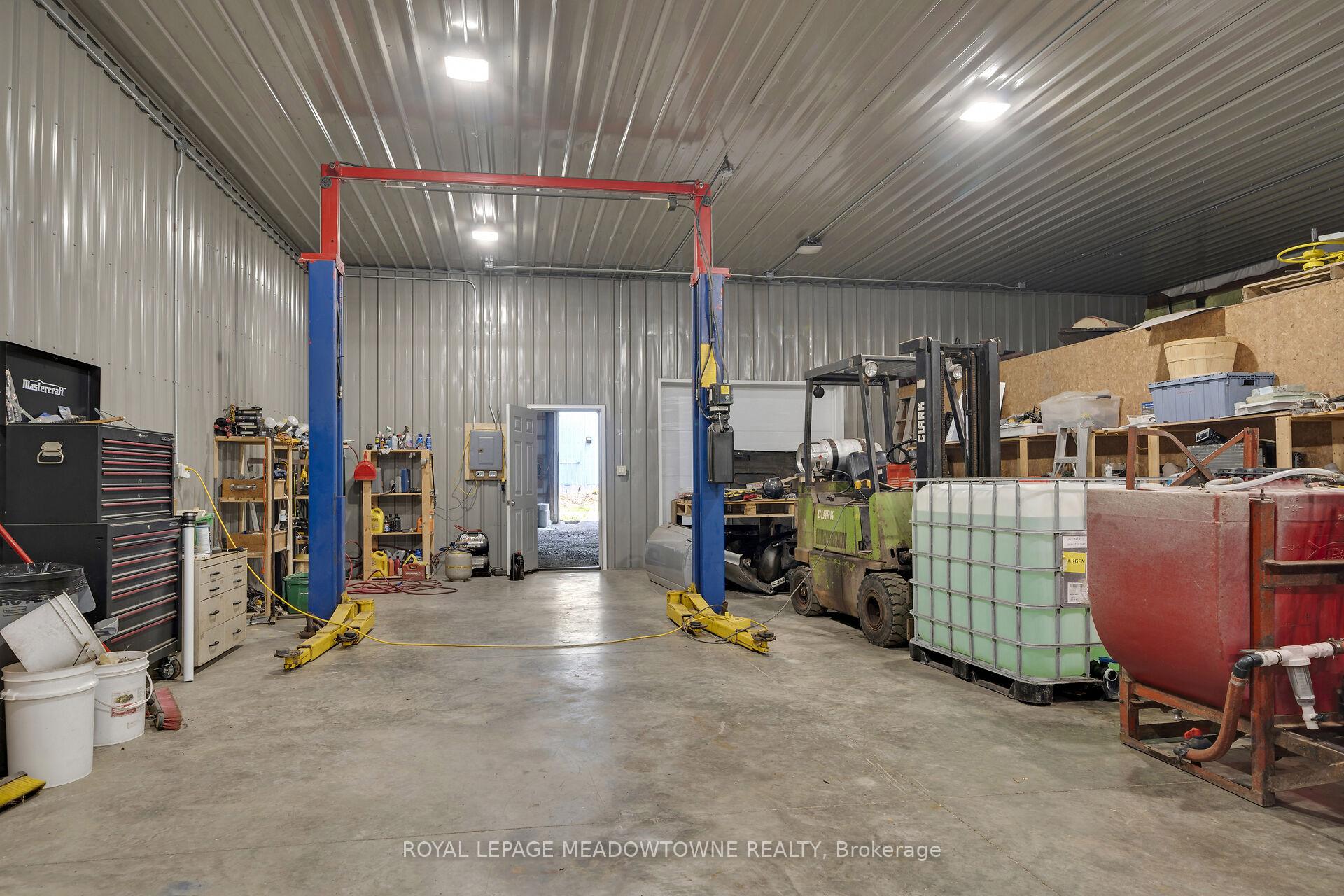 Photo 47 of 1453 Milburough Line, Hamilton, Rural Flamborough — HOMEH